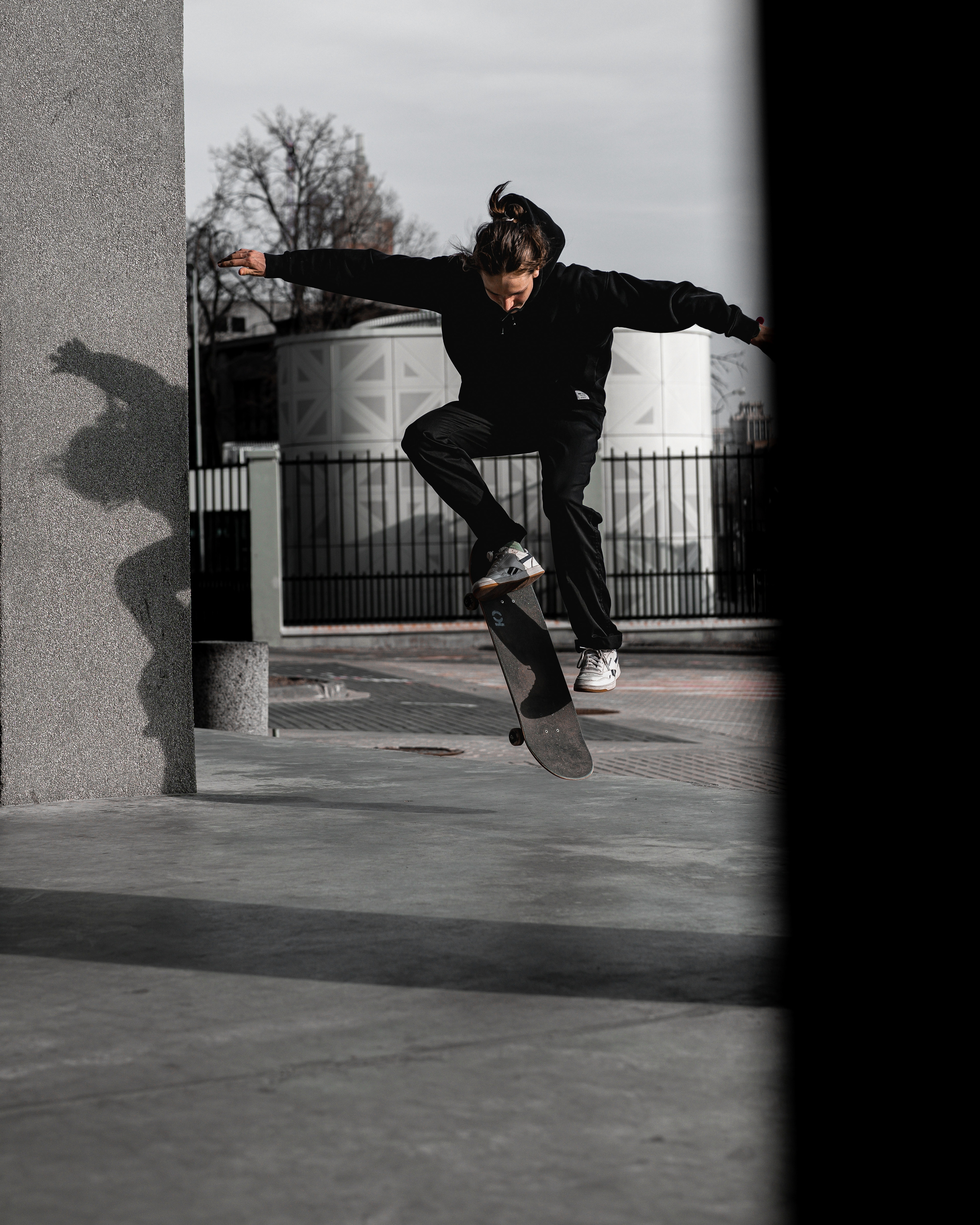 Action. Если ты на Земле — звони