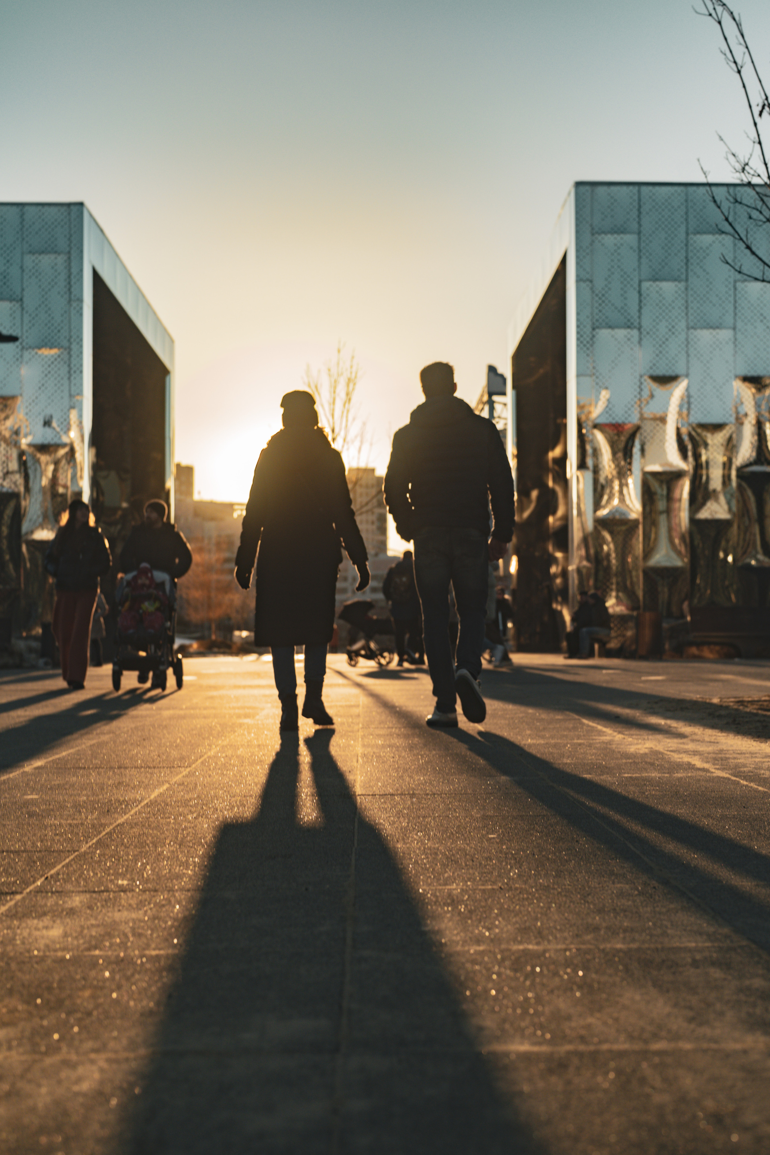 Street. Если ты на Земле — звони