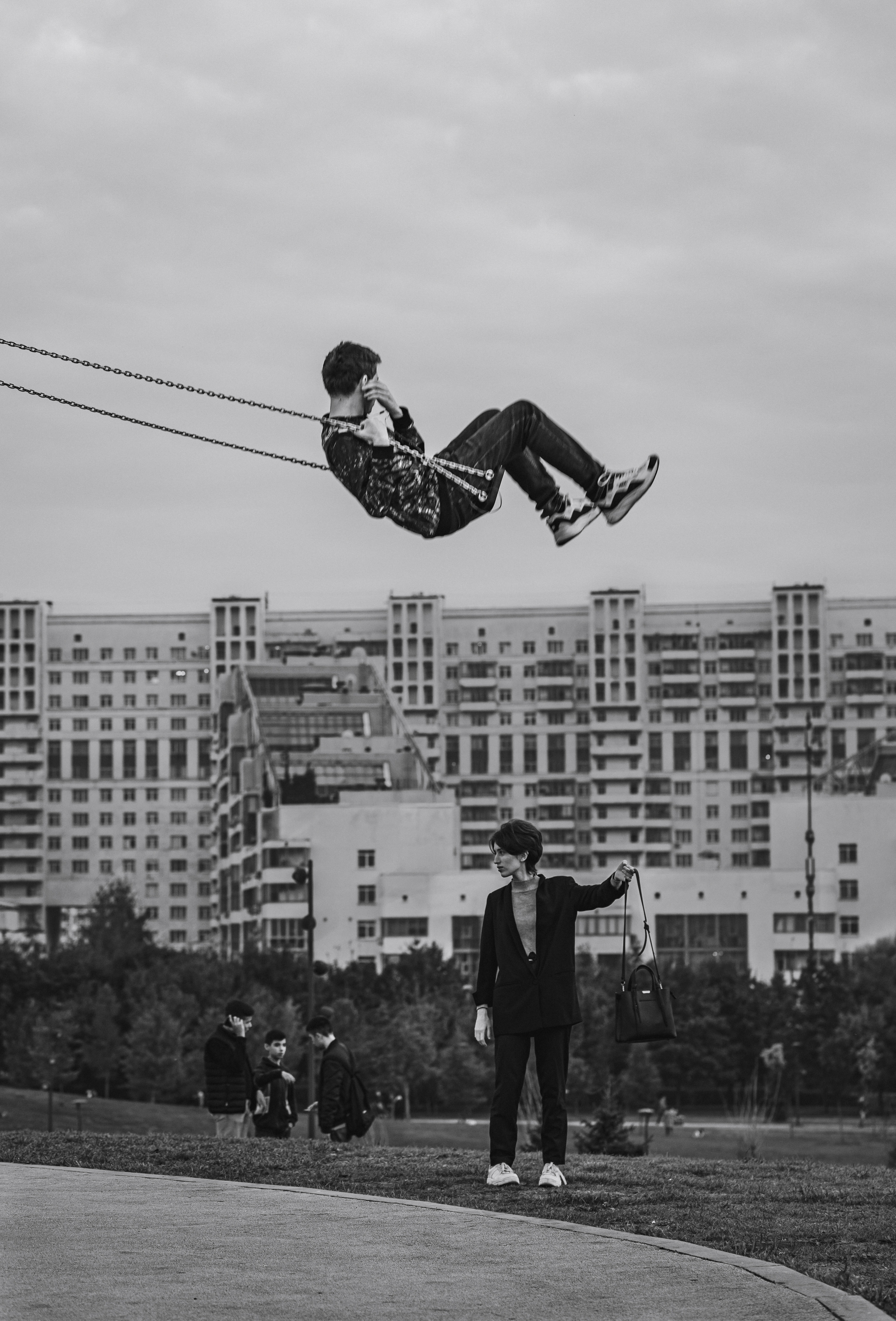 Street. Если ты на Земле — звони