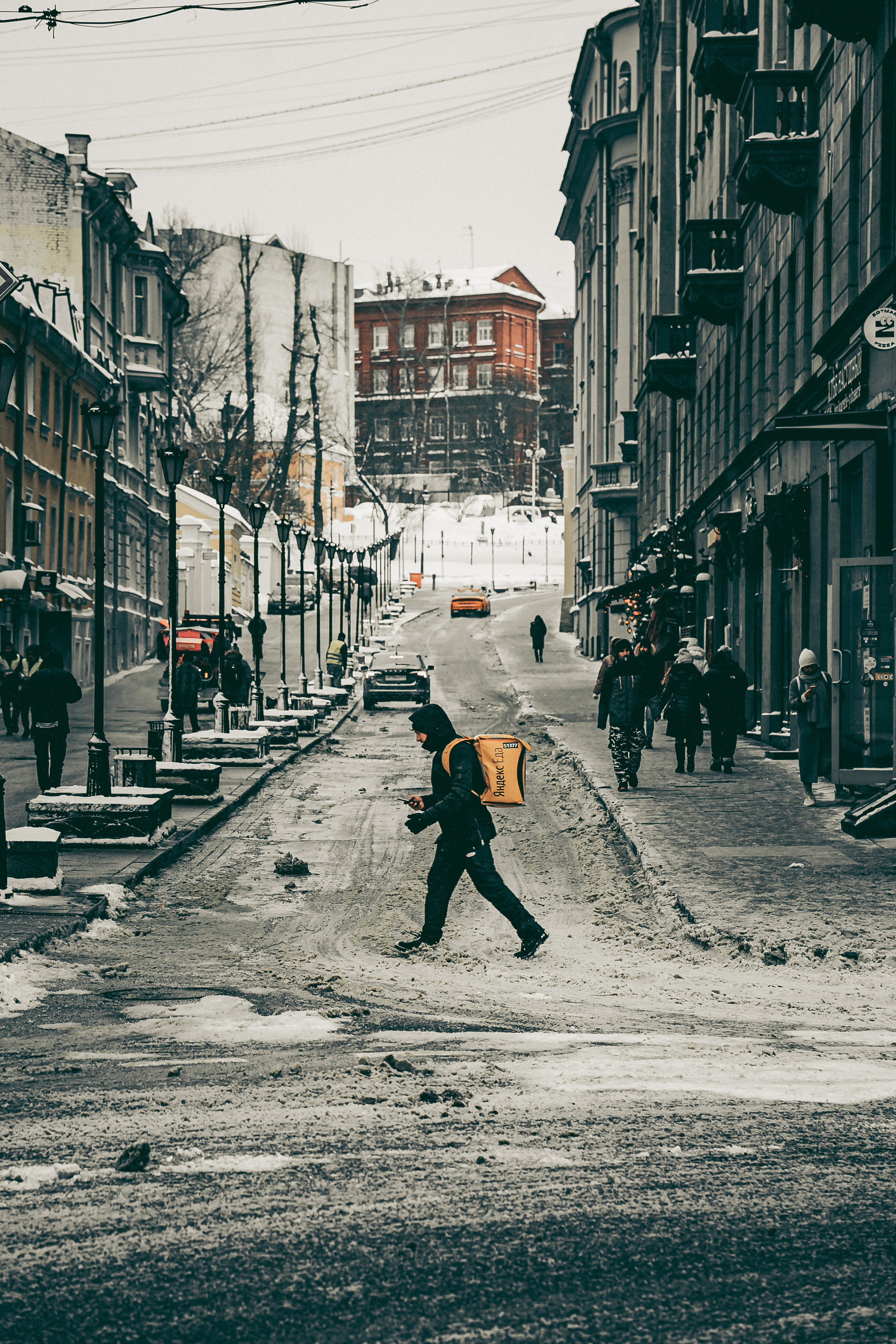 Street. Если ты на Земле — звони