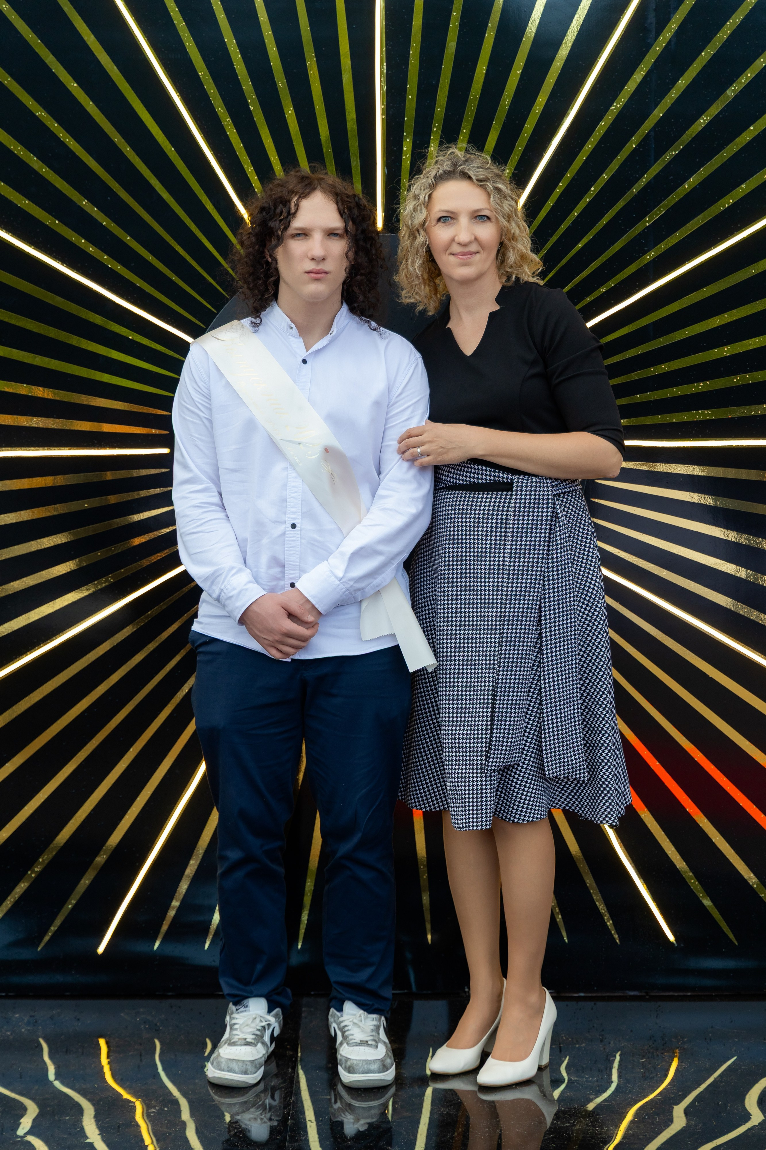 Школьный выпускной 2025 год в Минске, Беларуси. Свадебный фотограф в Минске/Беларуси Сергей Спиридонов