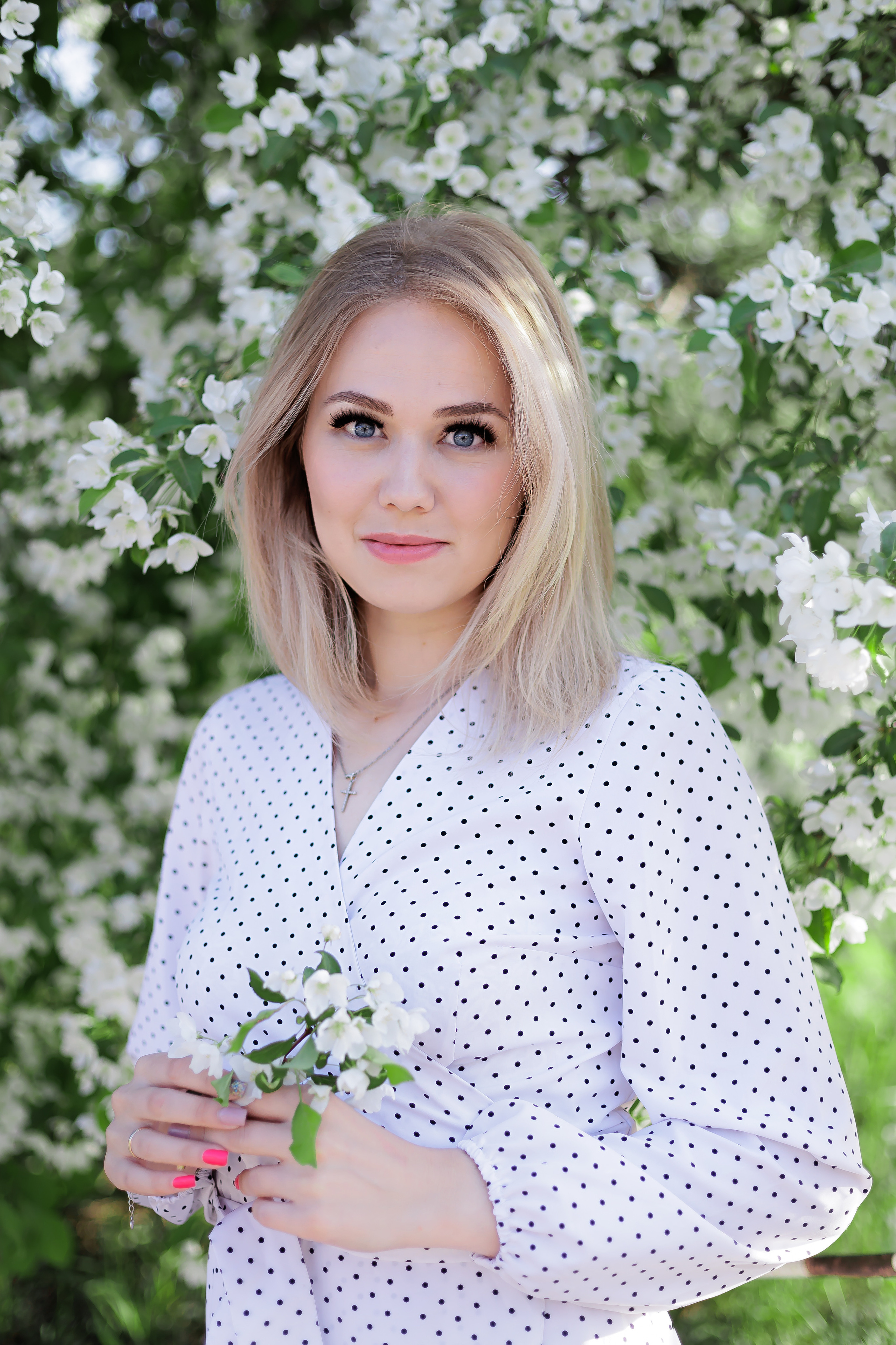 Яблони в цвету. Семейный и детский фотограф в Перми Юдинцева Юлия