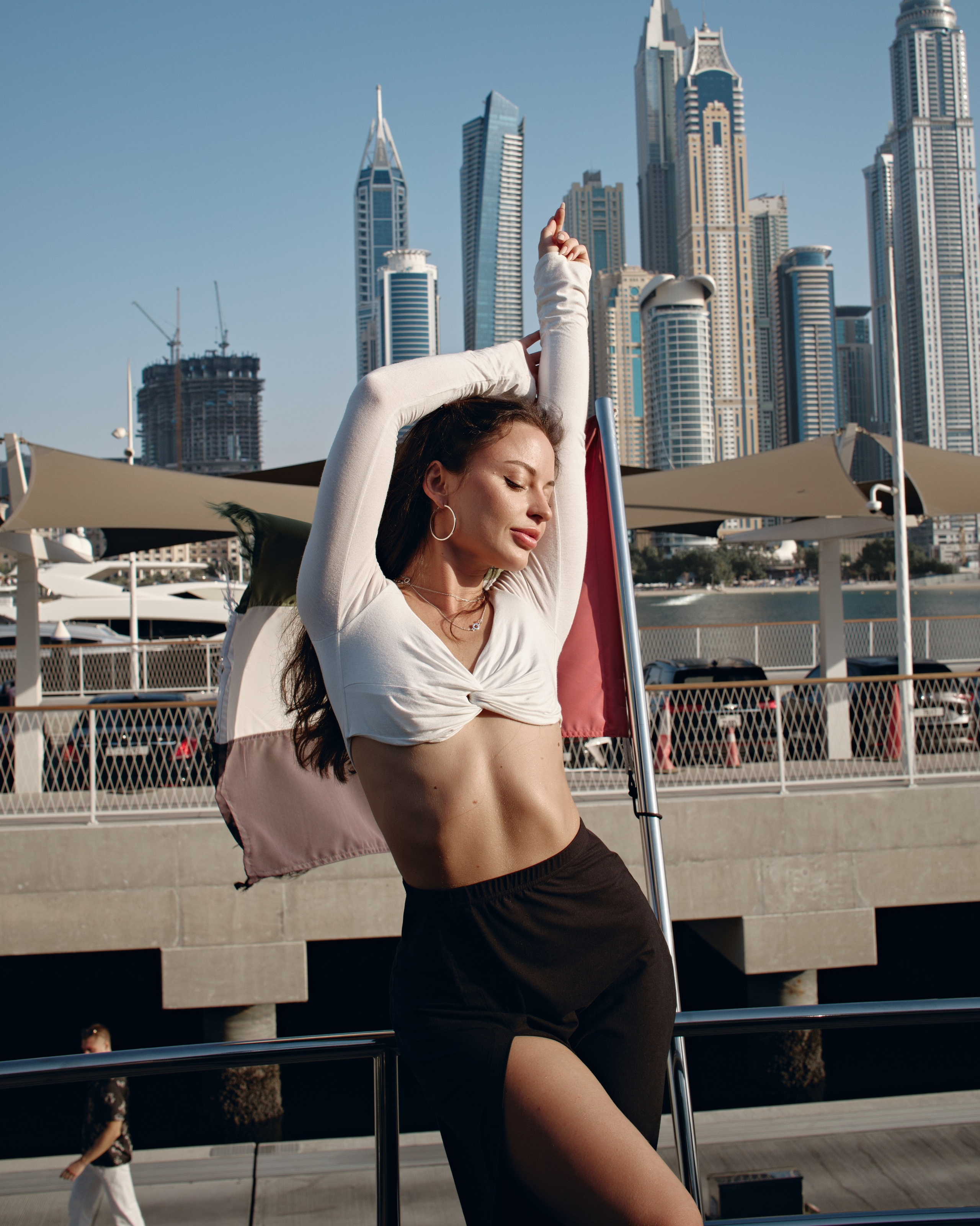 PAVEL DEREVYANKO. NOIZOMAX Художественный фотограф в Дубай