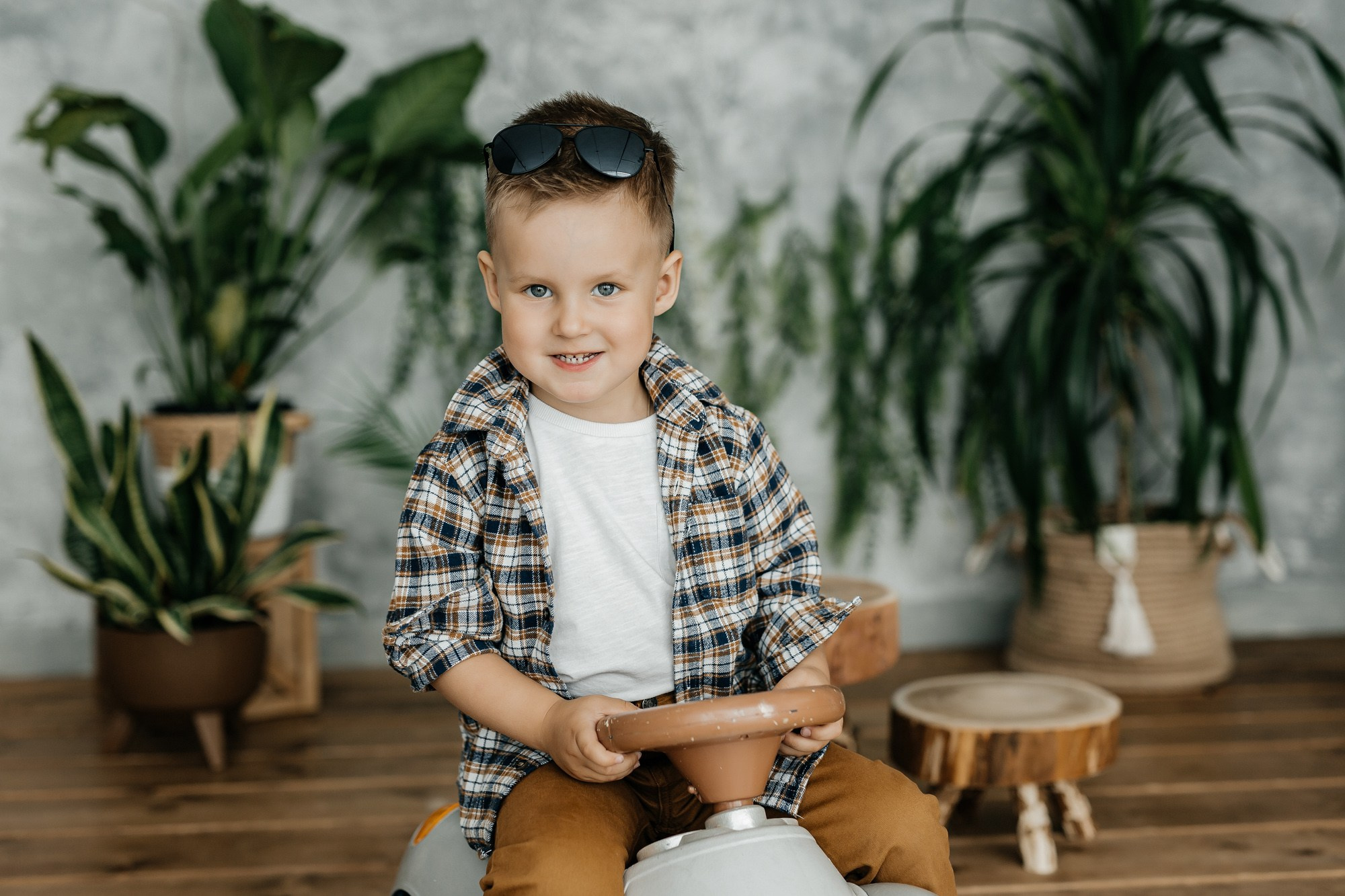 Фотостудии Барнаул. Свадебный репортажный и фуд фотограф в Барнауле Гайфулин Виталий