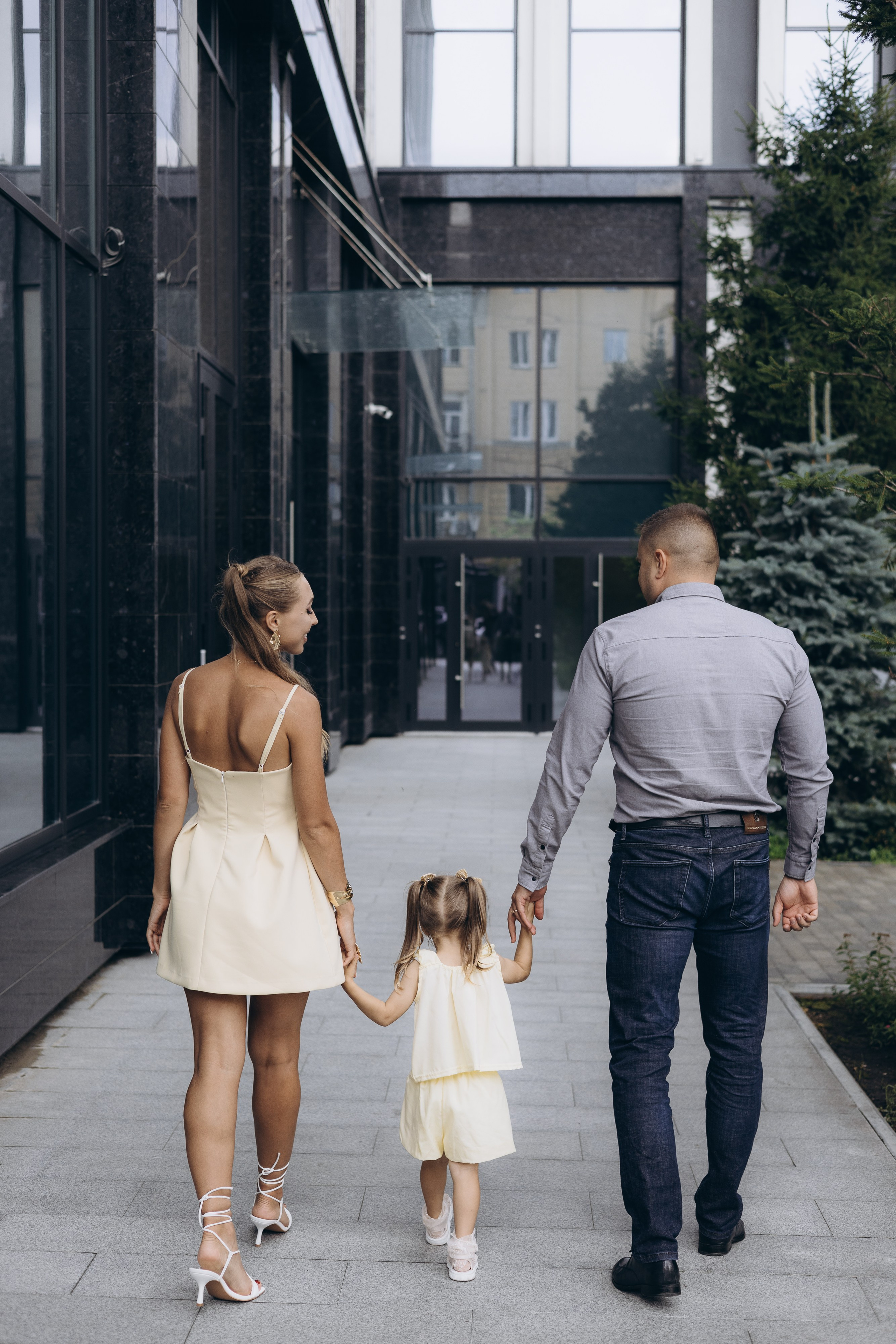 Кристина, Сергей и Лера. Свадебный и семейный фотограф в Новосибирске Дарья Кель