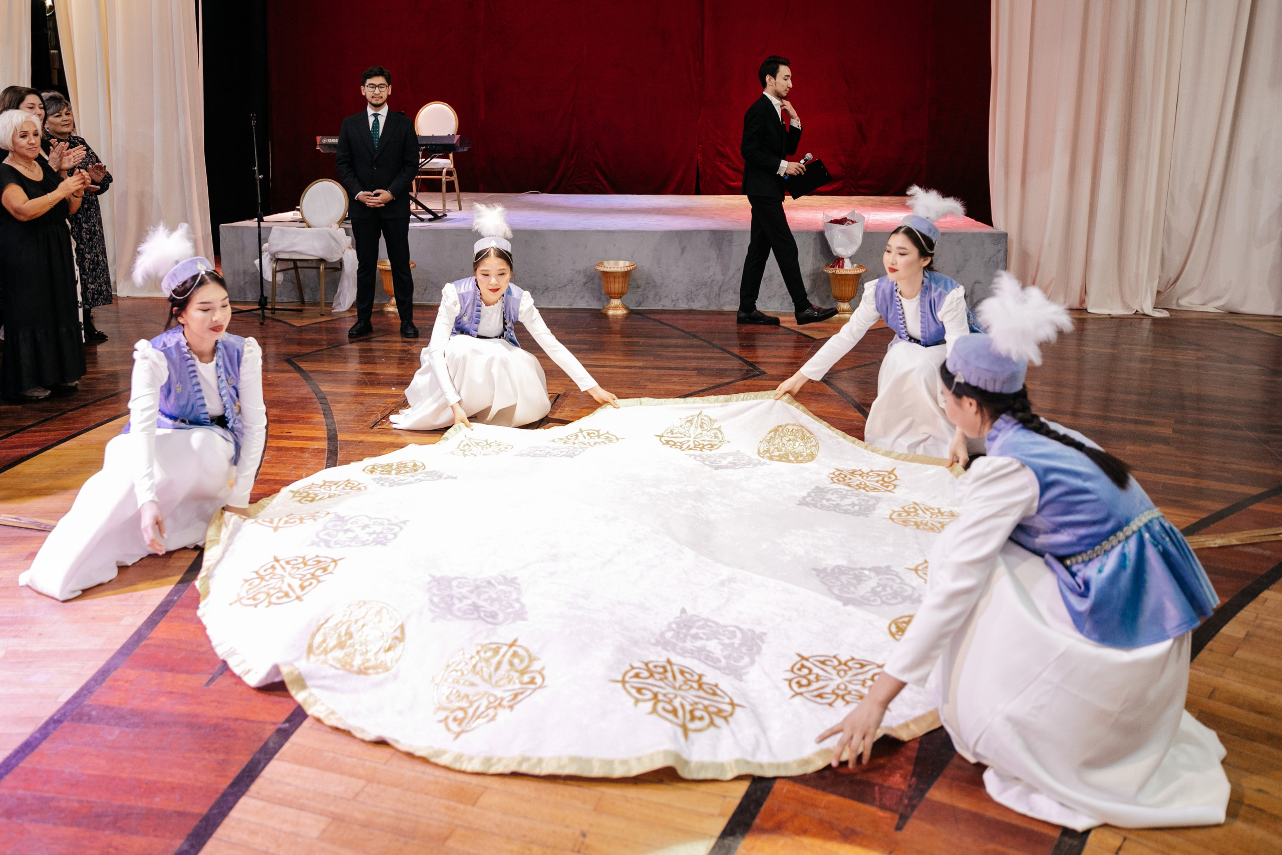 Свадебный банкет Абылайхан и Меруерт. Akkanatart.kz