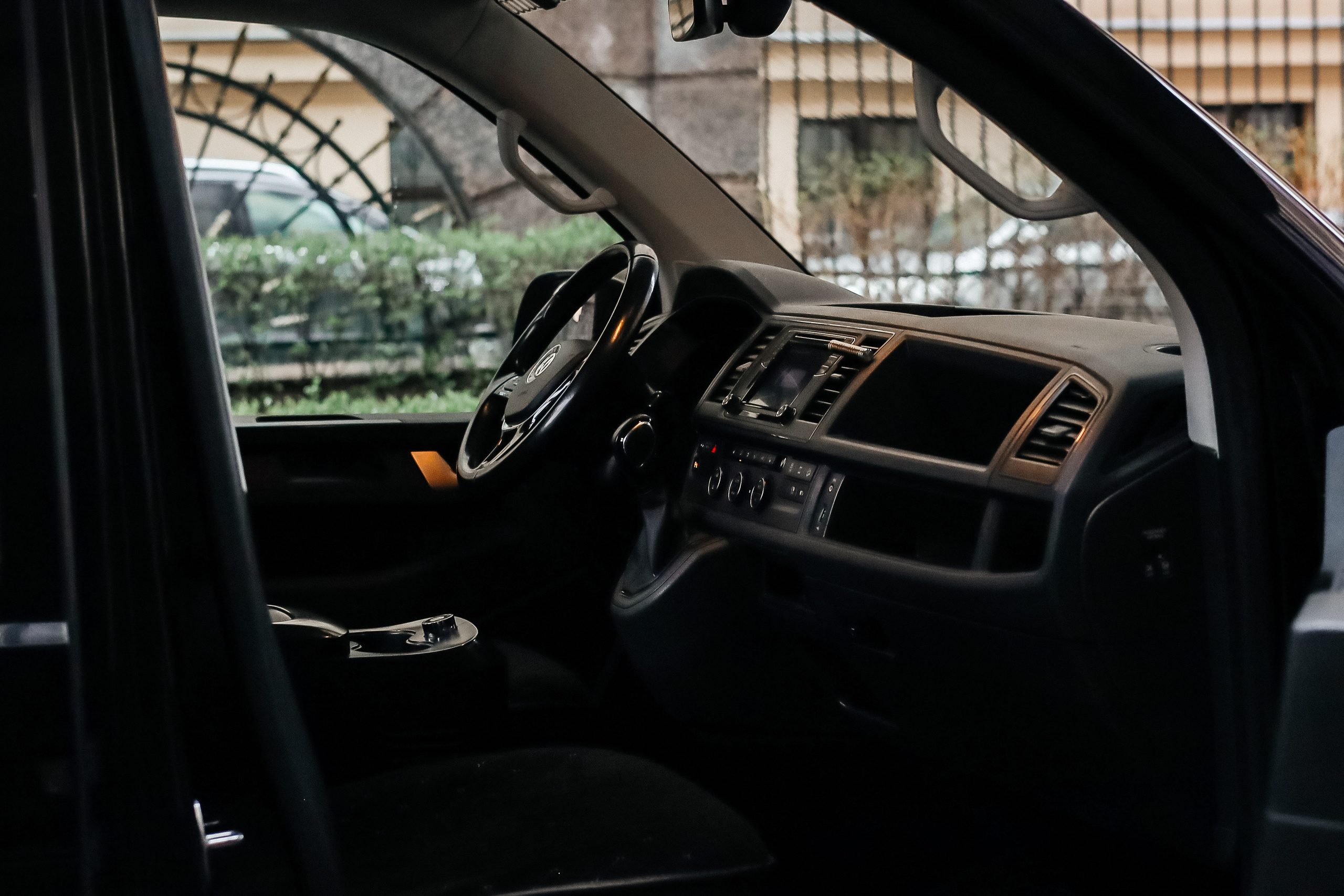 𝒱𝑜𝓁𝓀𝓈𝓌𝒶𝑔𝑒𝓃 𝒞𝒶𝓇𝒶𝓋𝑒𝓁𝓁𝑒. Wedding Photographer from St.Petersburg