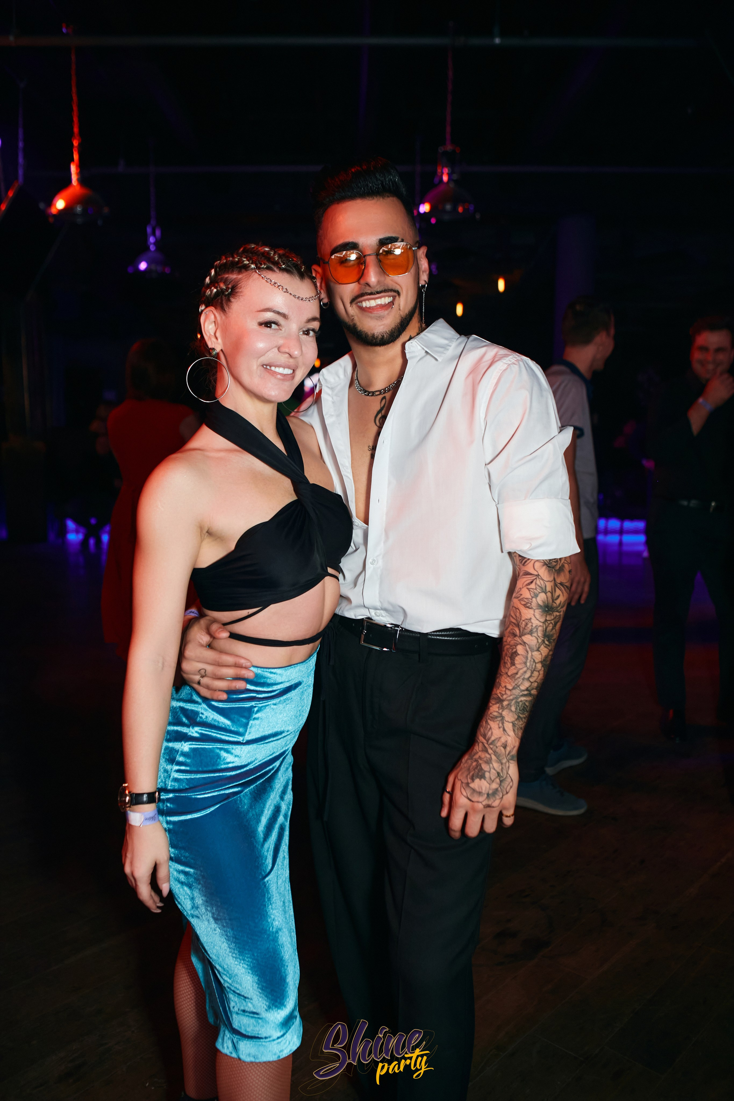 Shine party bachata. Свадебный фотограф