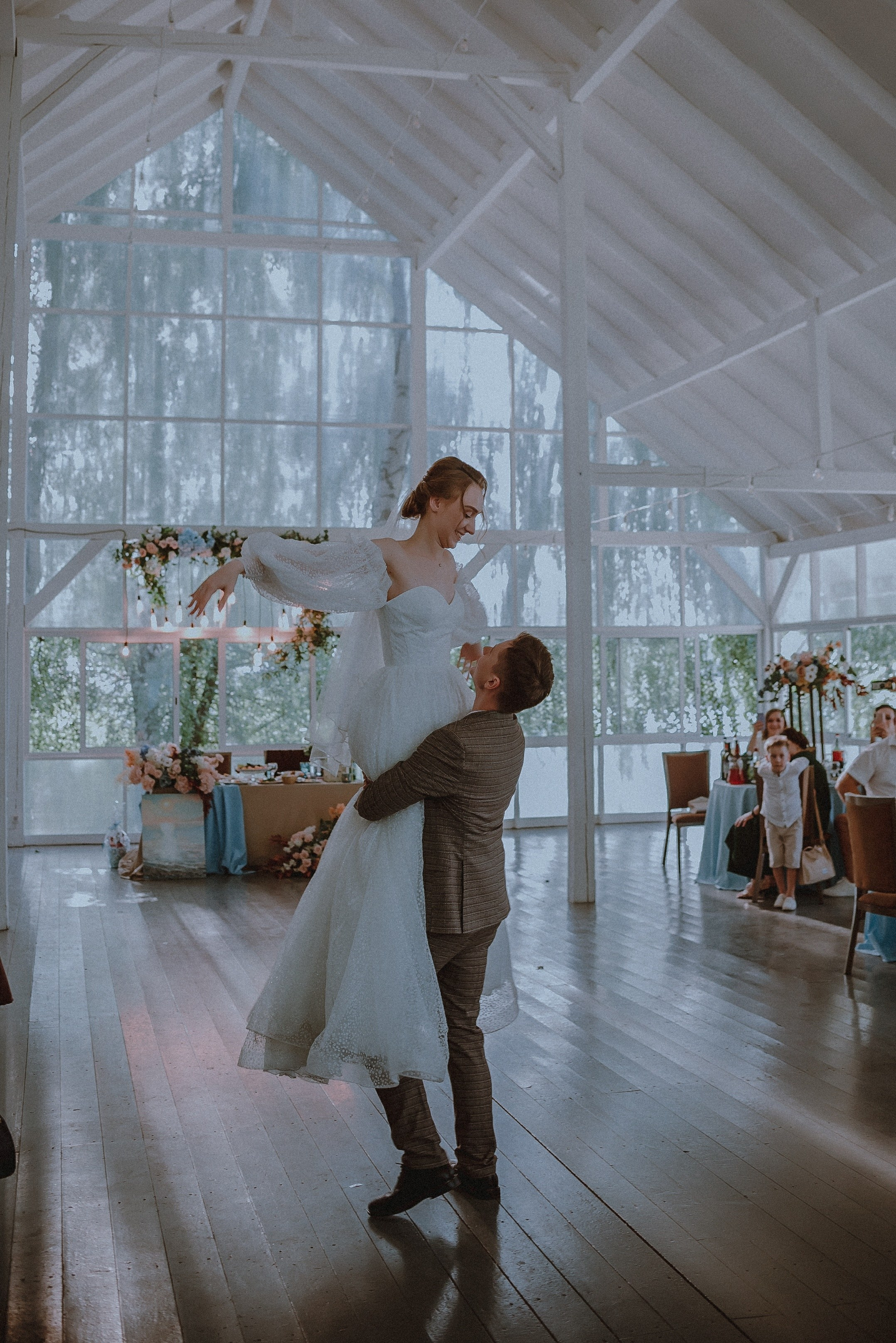 Love.Season: Первый сезон навсегда!. Свадебный и семейный фотограф в Москве Сажина Кристина КиМ. Свадебный оператор в Москве Сажин Максим