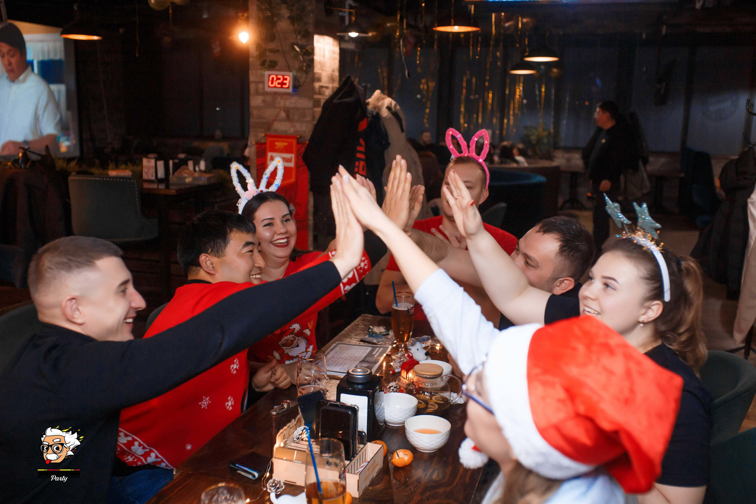 Эйнштейн Party