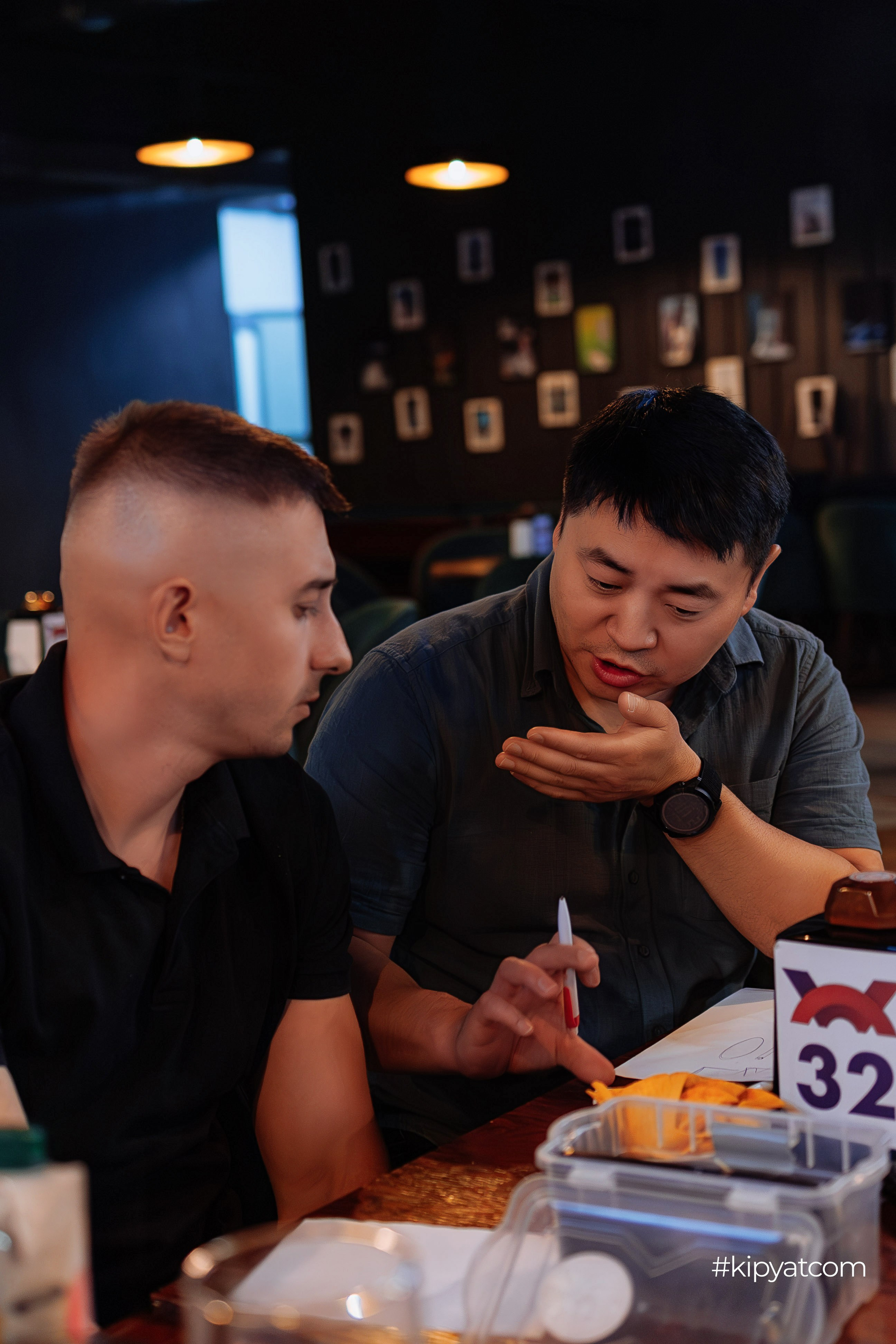 Эйнштейн Party