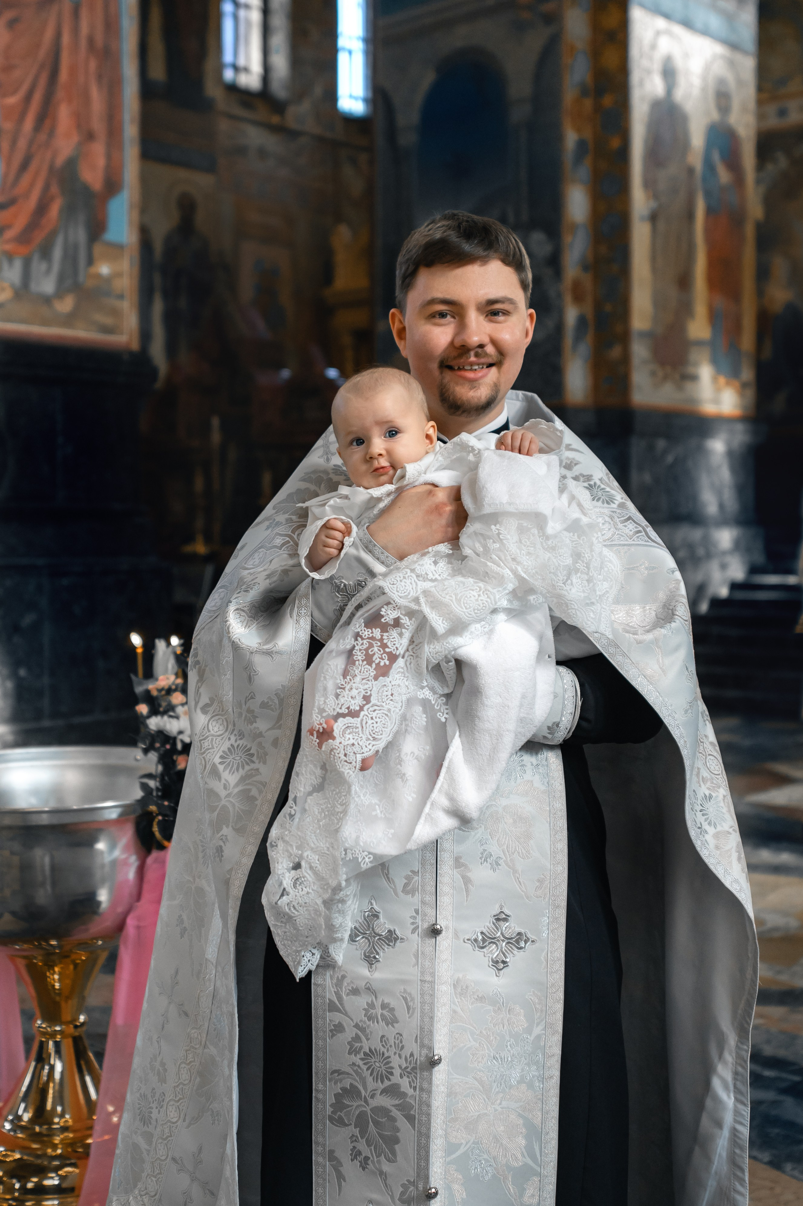 Крещение в Спасе на Крови. Фотограф на крещение и венчание, семейный фотограф в Санкт-Петербурге