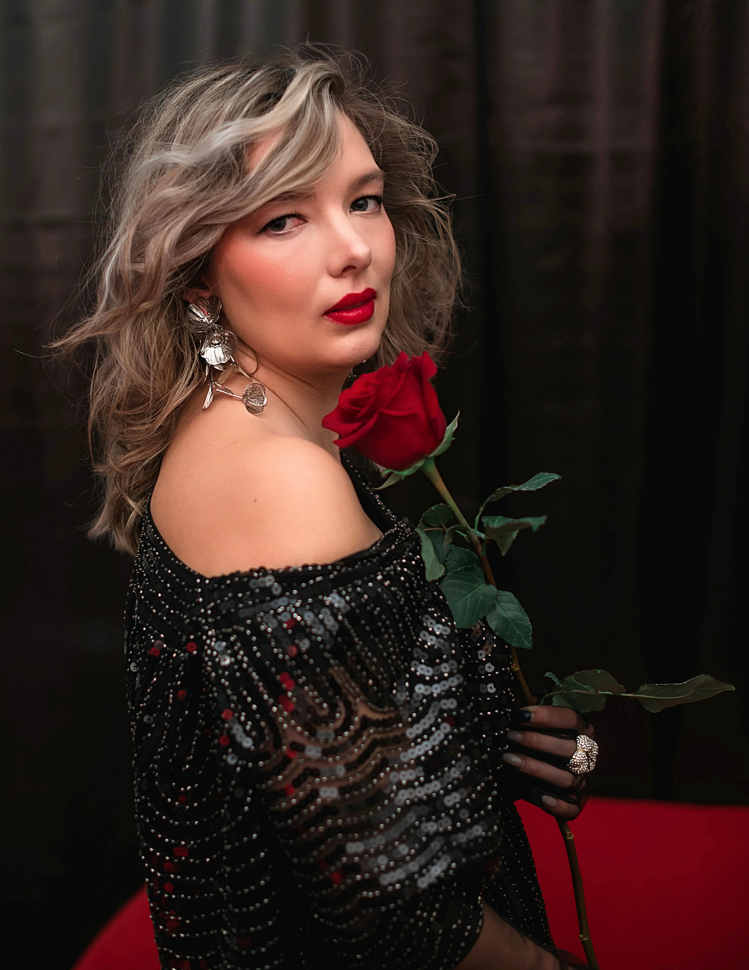 Съемка Анастасии в образе певицы. Фотограф Тула творческие фотосессии недорого Ольга Ромашина