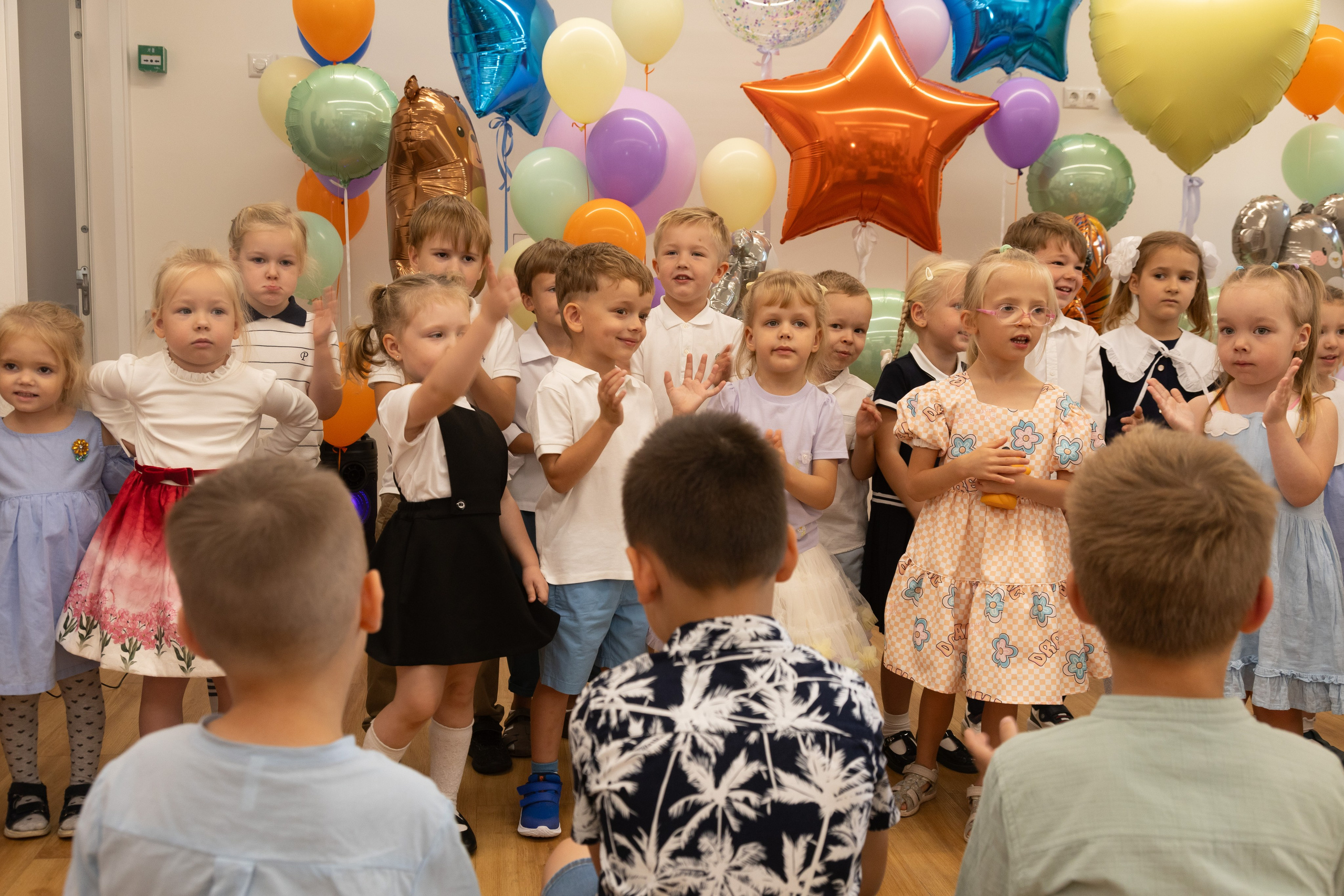 2 -го Сентября RYBAKOV PLYSCHOOL. Портретный Студийный и уличный фотограф Москва. Индивидуальные, Семейные, Беременность, Будуар, Каталог, контент съемки для блога и бизнеса