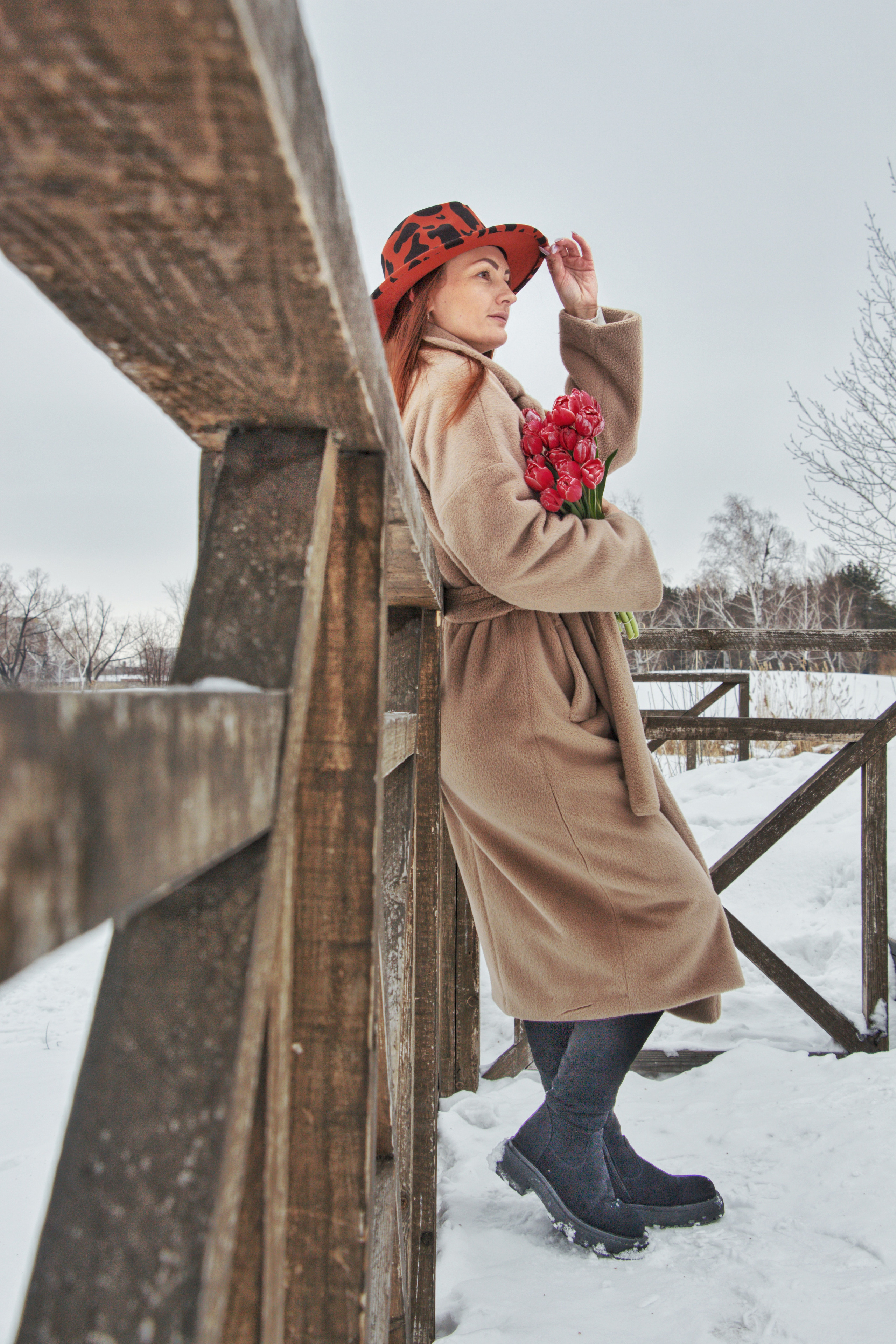 Обоятельная Виктория с букетом тюльпанов…. Творческая, семейная Фотосъемка ДоброДарова Елена Омск