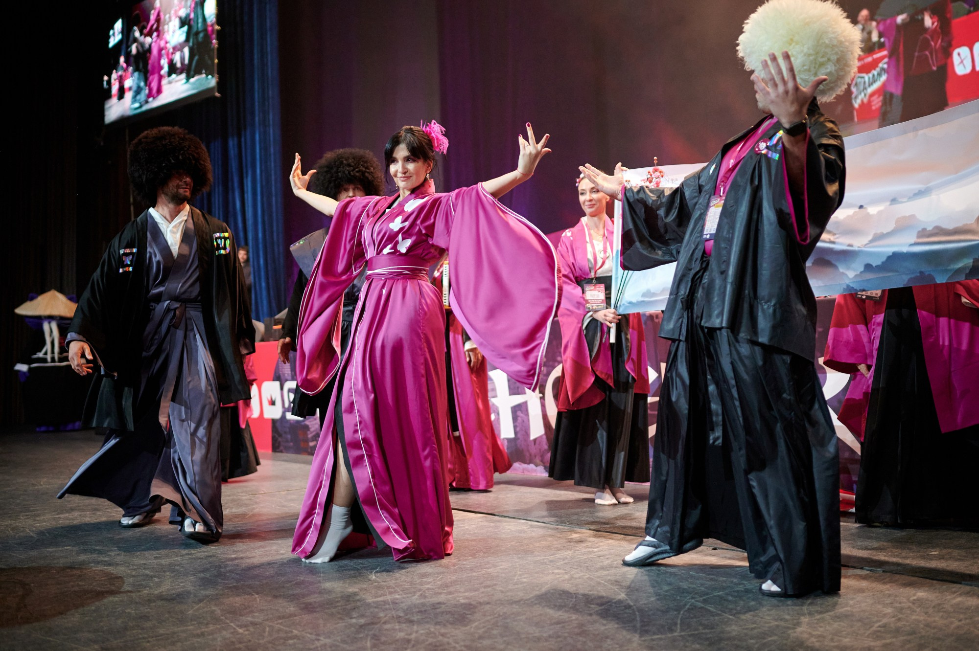 Магнит Косметик — конкурс «Золотой Магазин». Мезенцев Евгений фотограф