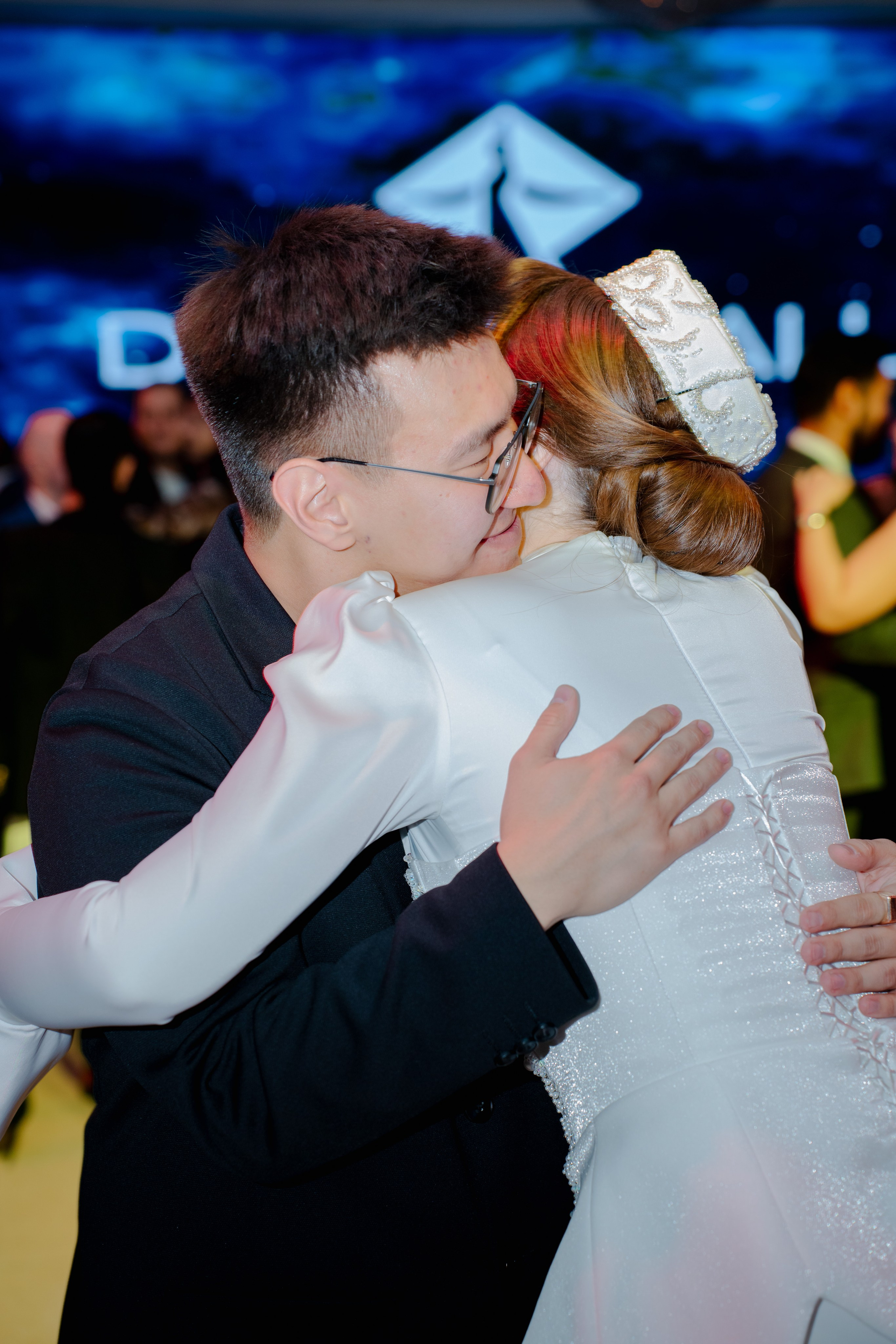 KAMILLA QYZ UZATU. Nomad media