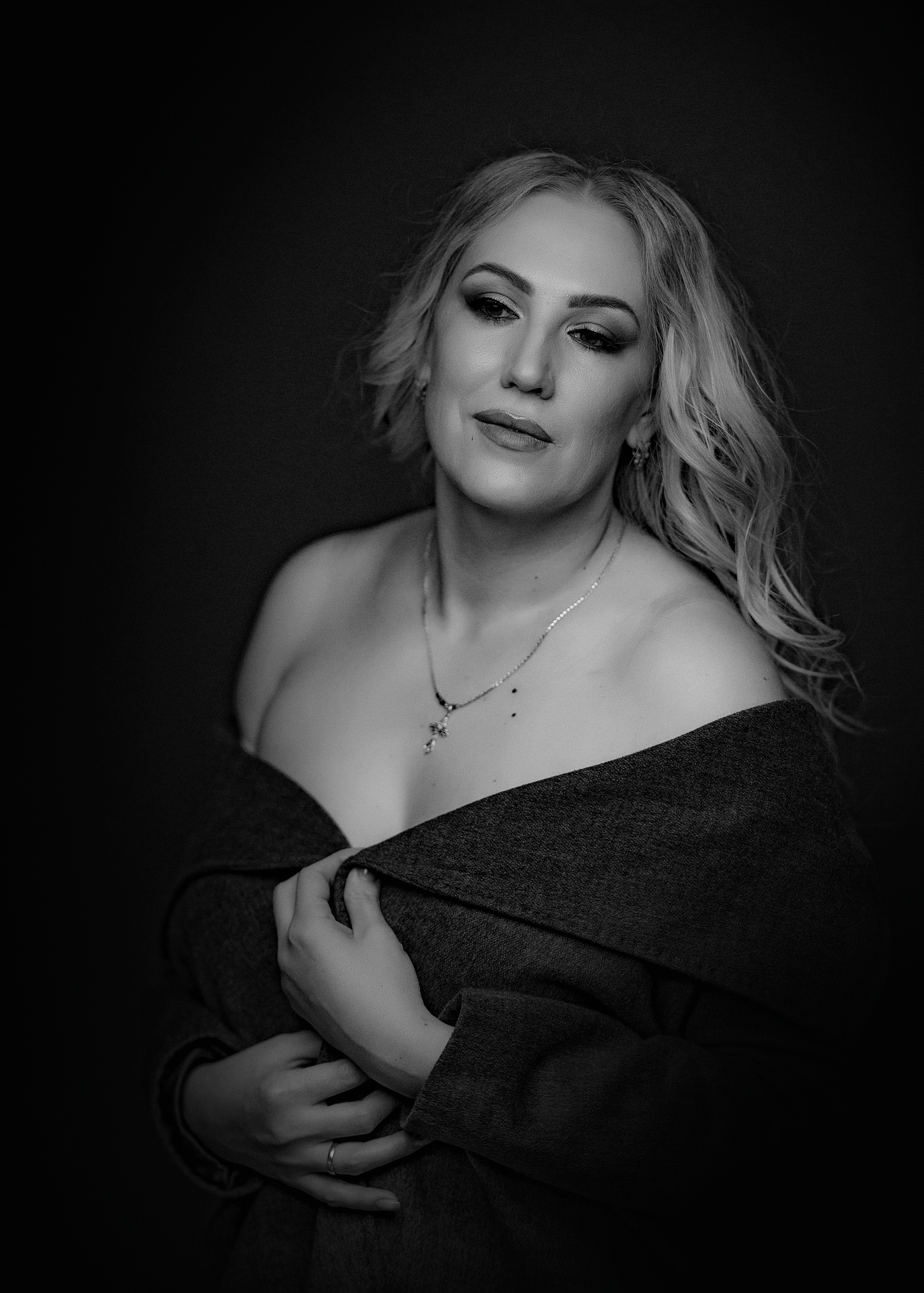 Черно-белый глянец. Фотограф в Краснодаре и Бишкеке Галина Бокова