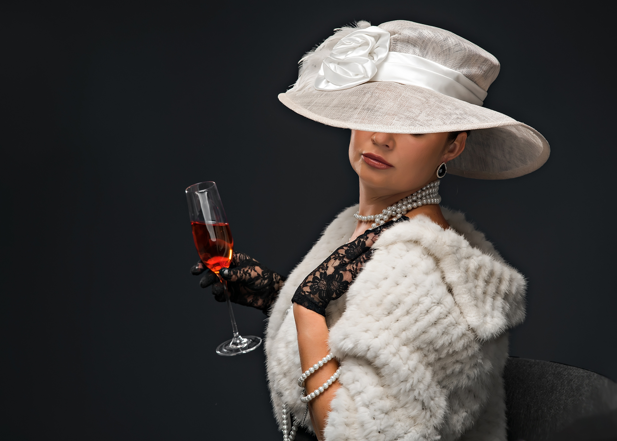 Черно-белый глянец. Фотограф в Краснодаре и Бишкеке Галина Бокова