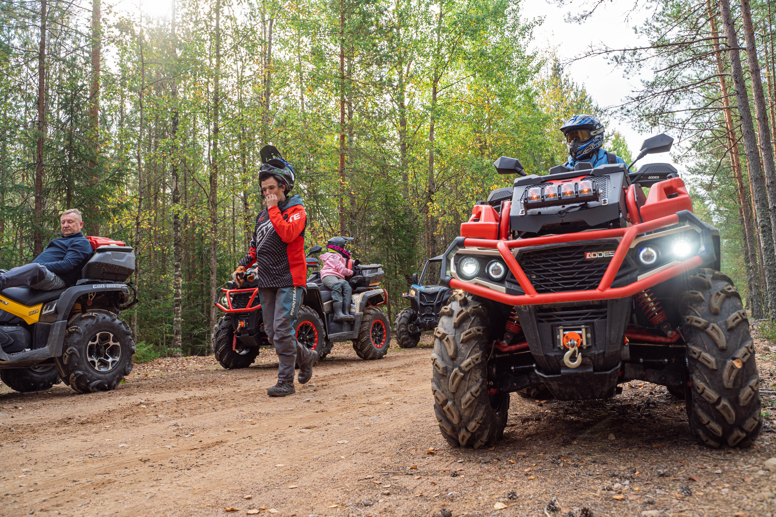 Квадровыезд —спортивный репортаж в Ленинградской области. Свадебный, семейный, портретный, репортажный фотограф в Санкт-Петербурге