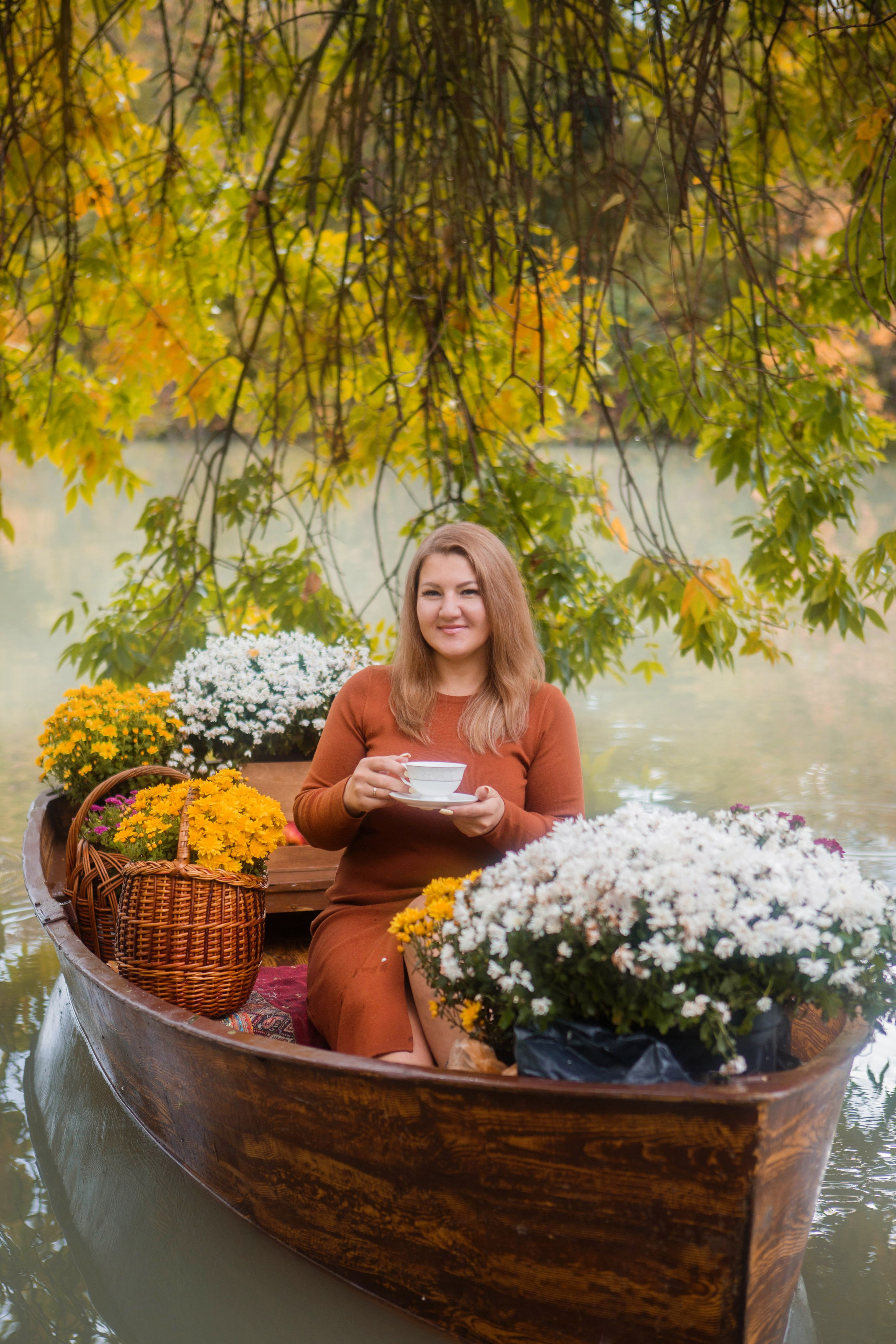 Лодка хризантем (осень). Свадебный семейный и детский фотограф в Краснодаре Карина Федоровская
