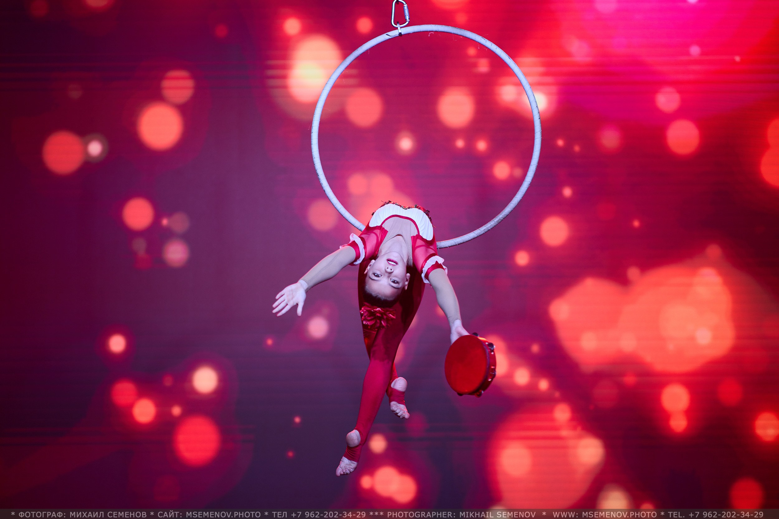 АНОНС фоторепортажа с Юбилейного концерта «ГРАЦИЯ». Фотограф, фотопроекты Михаила Семенова в Ярославле. Фотошкола