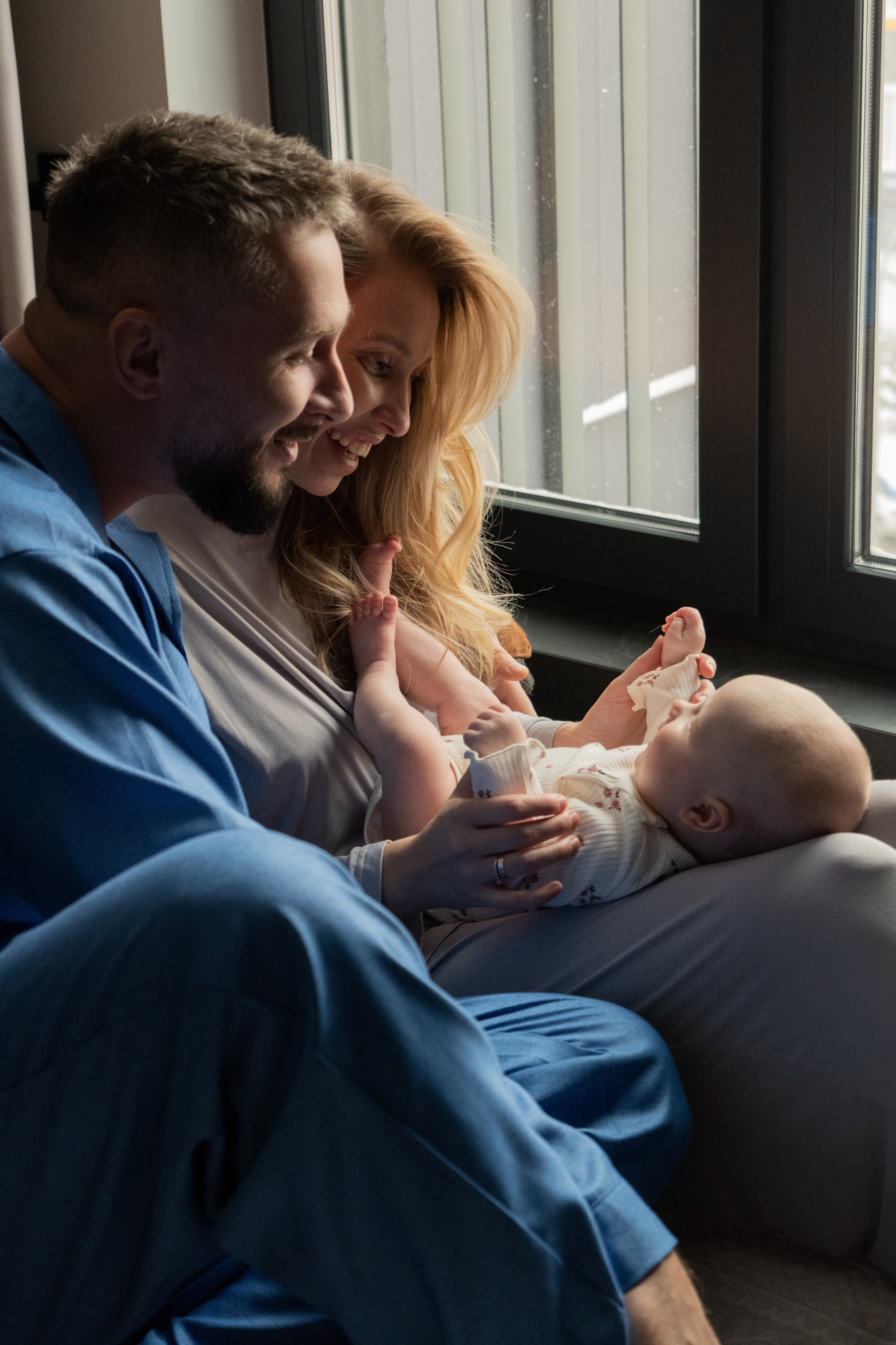 Семейная фотосессия (Ае 2 месяца). Фотограф видеограф Ольга Василевская