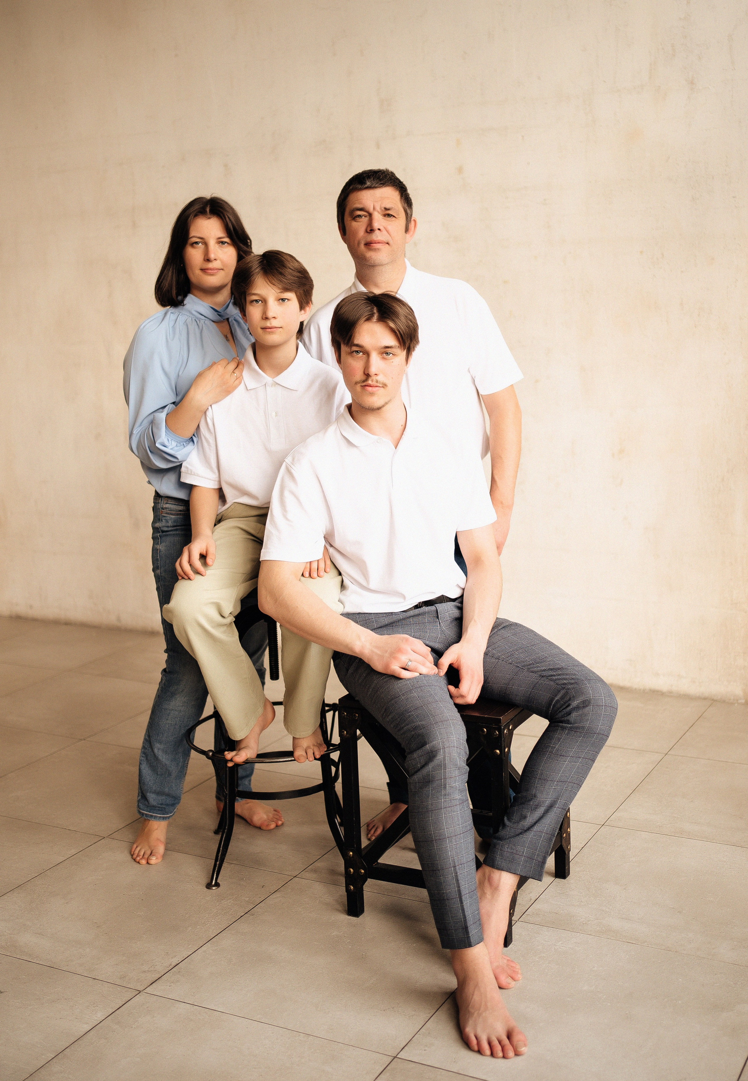 Семья в студии. Портретный фотограф Москва Химки Субботина Екатерина