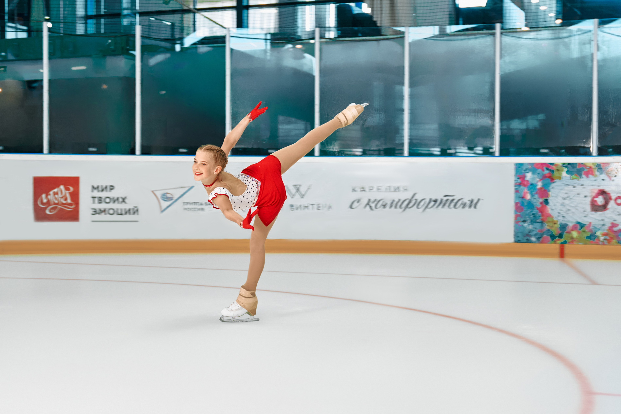 ИГОРА — ЛЕДОВЫЙ ДВОРЕЦ