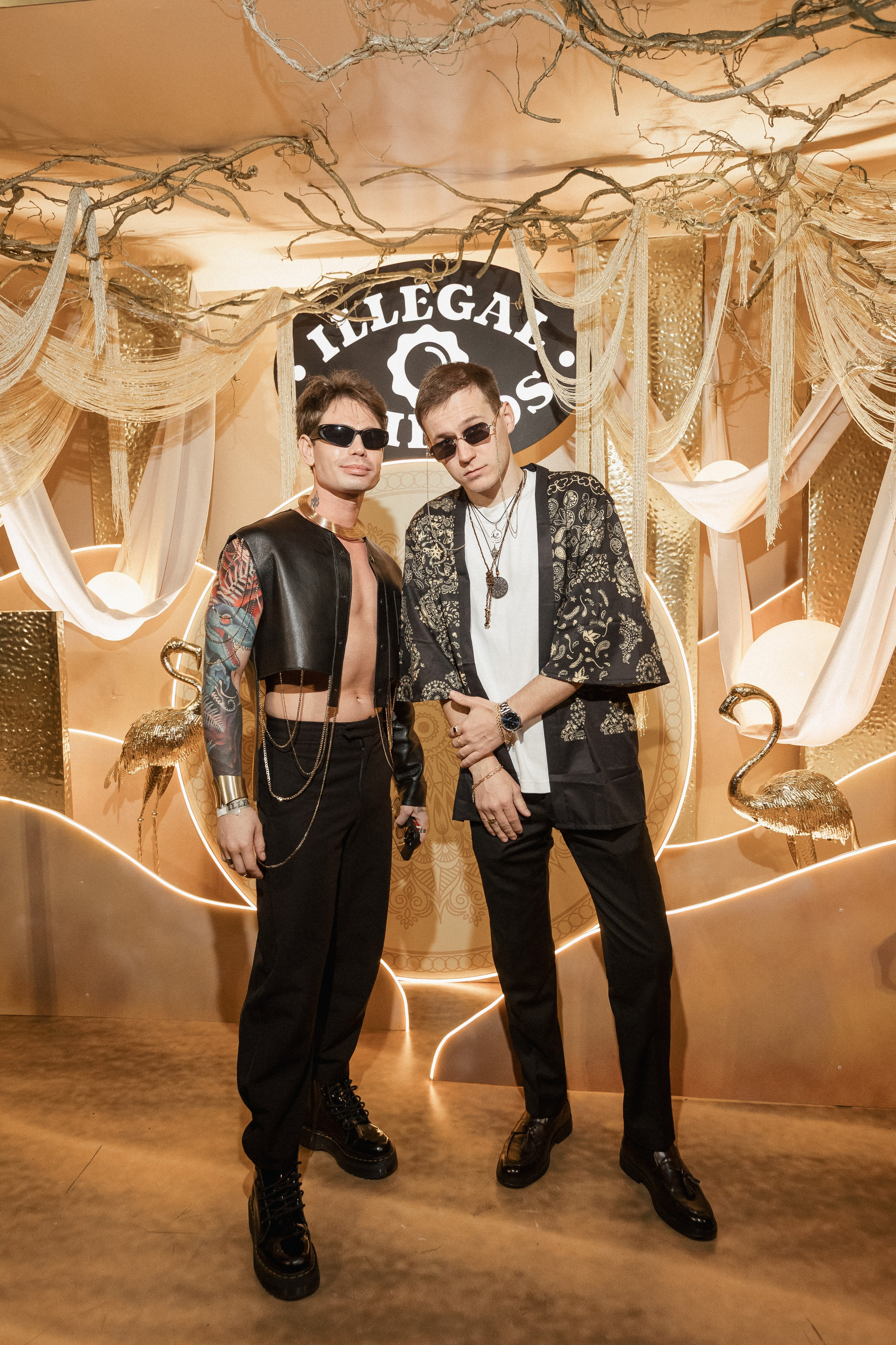 ILLEGAL FRIENDS — MIRAGE [PART I]. СВОИ. ФОТООТЧЕТЫ-СОБЫТИЯ-МЕСТА