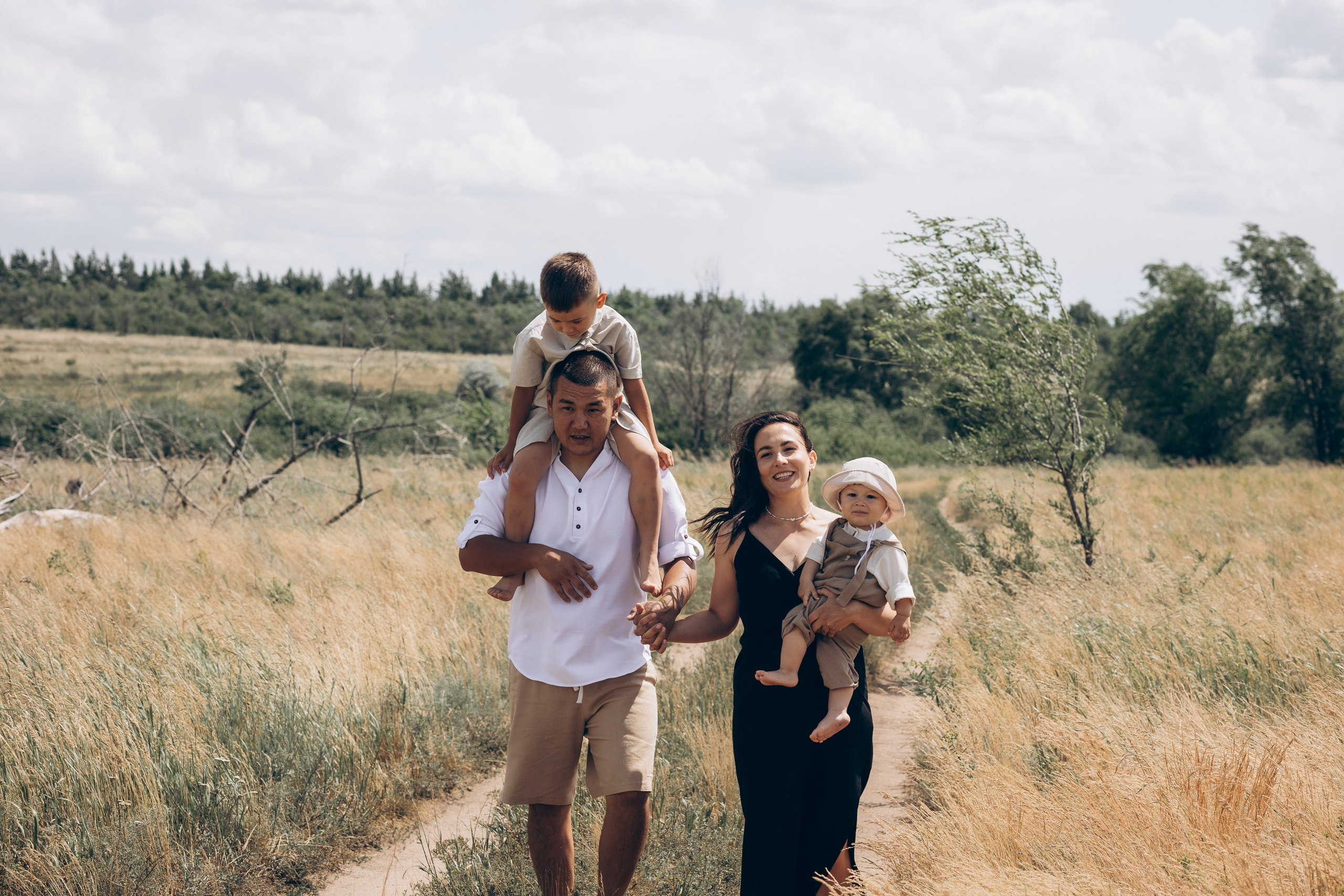 В поле. Фотограф в Челябинске Снежана Резниченко