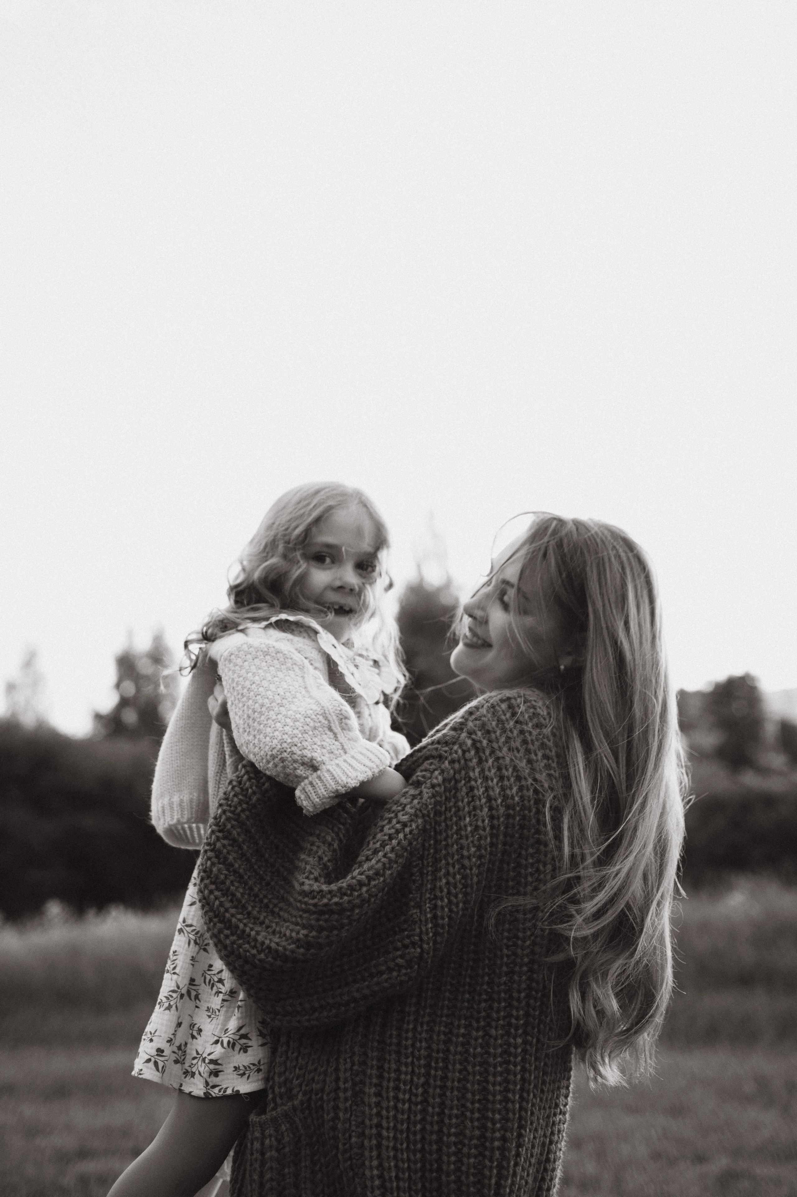 Мамины объятья. Фотограф Быстрова Дарья г. Москва