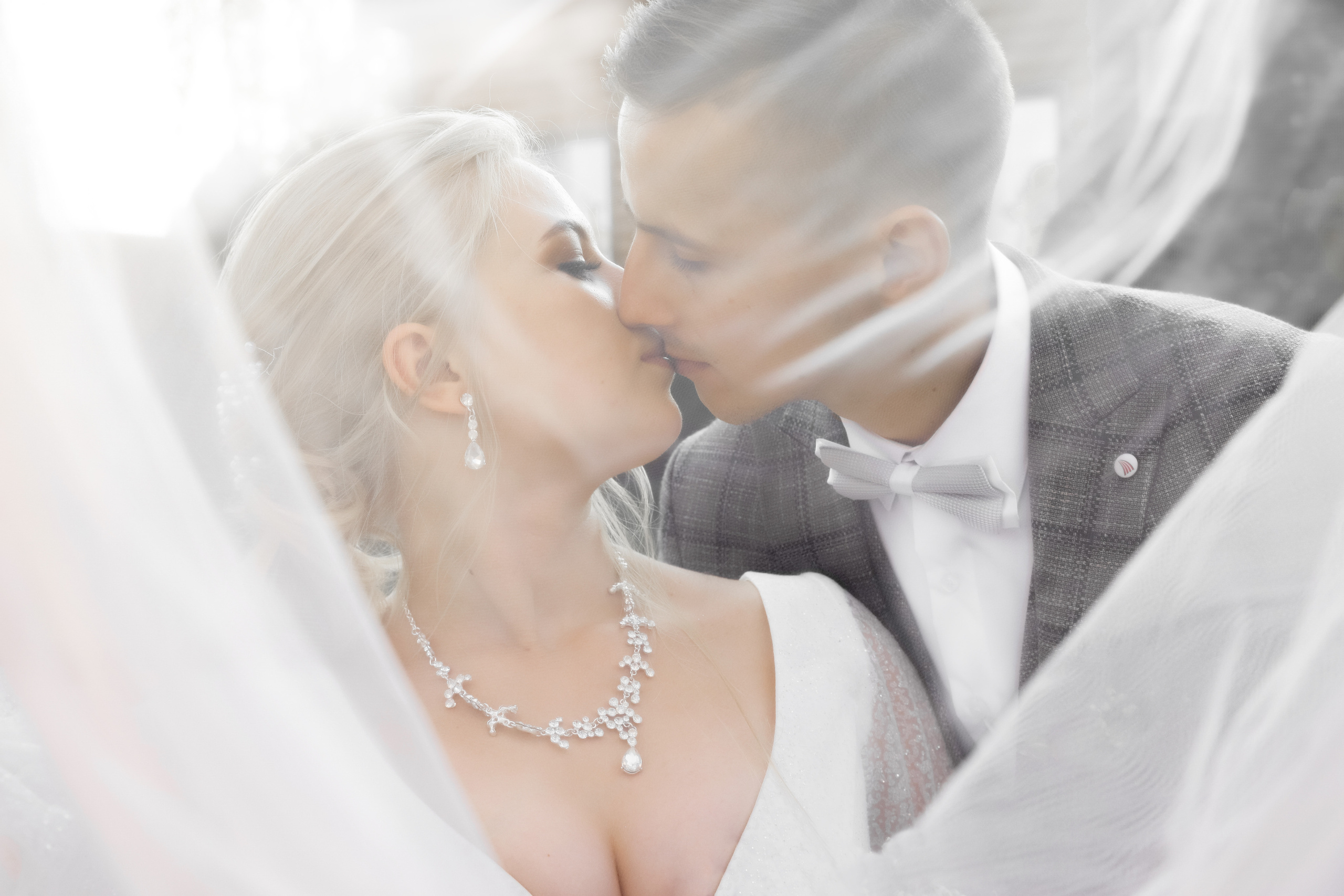 Осенняя свадебная фотосессия в санатории Красиво. Фотограф Белгород