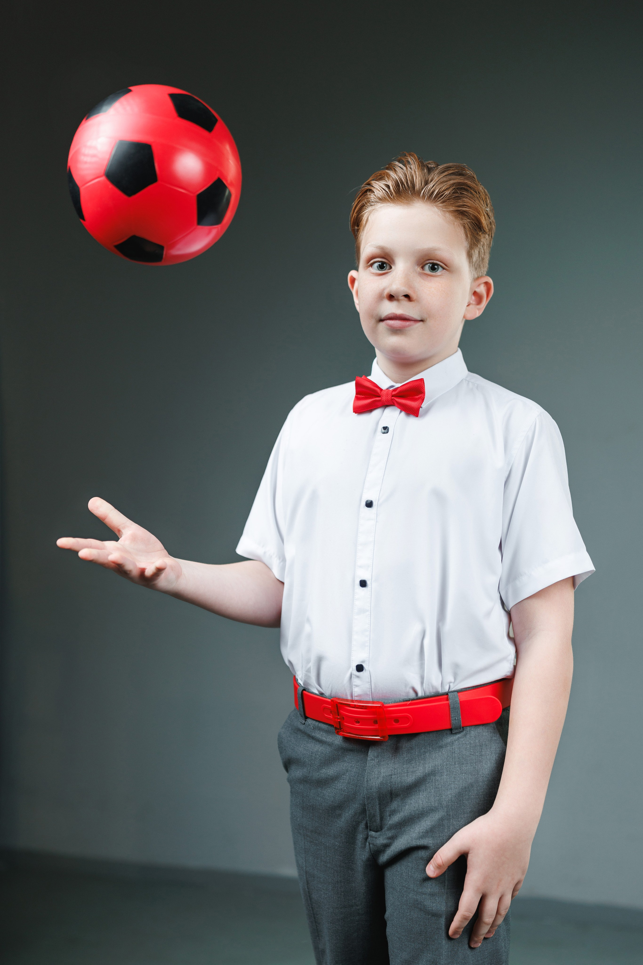 Студийная съемка 4 кл. Фотограф Олег Сотник