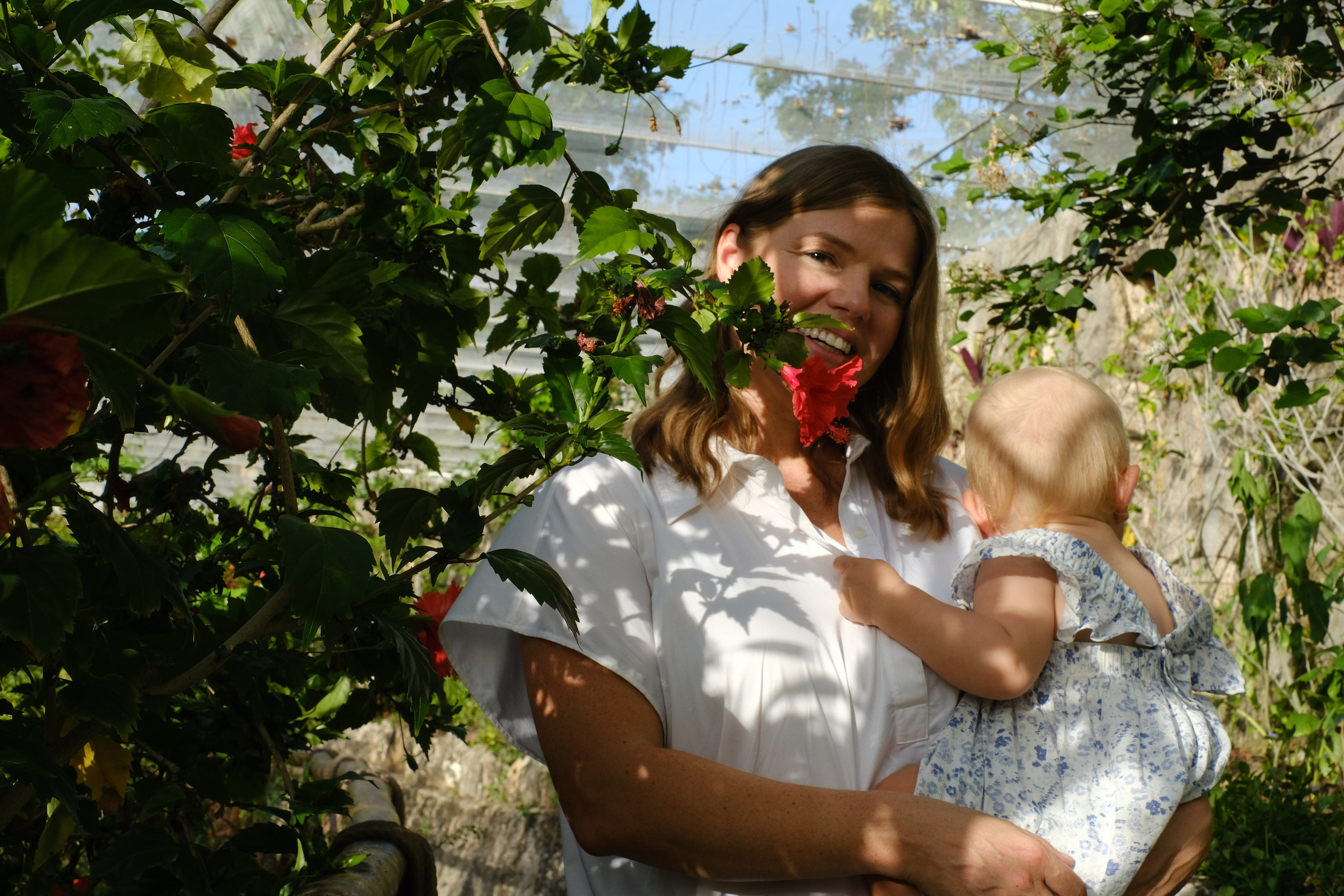 Family Photography. Margarita Rodionova — a contemporary lens-based artist currently working in Cancun, Mexico