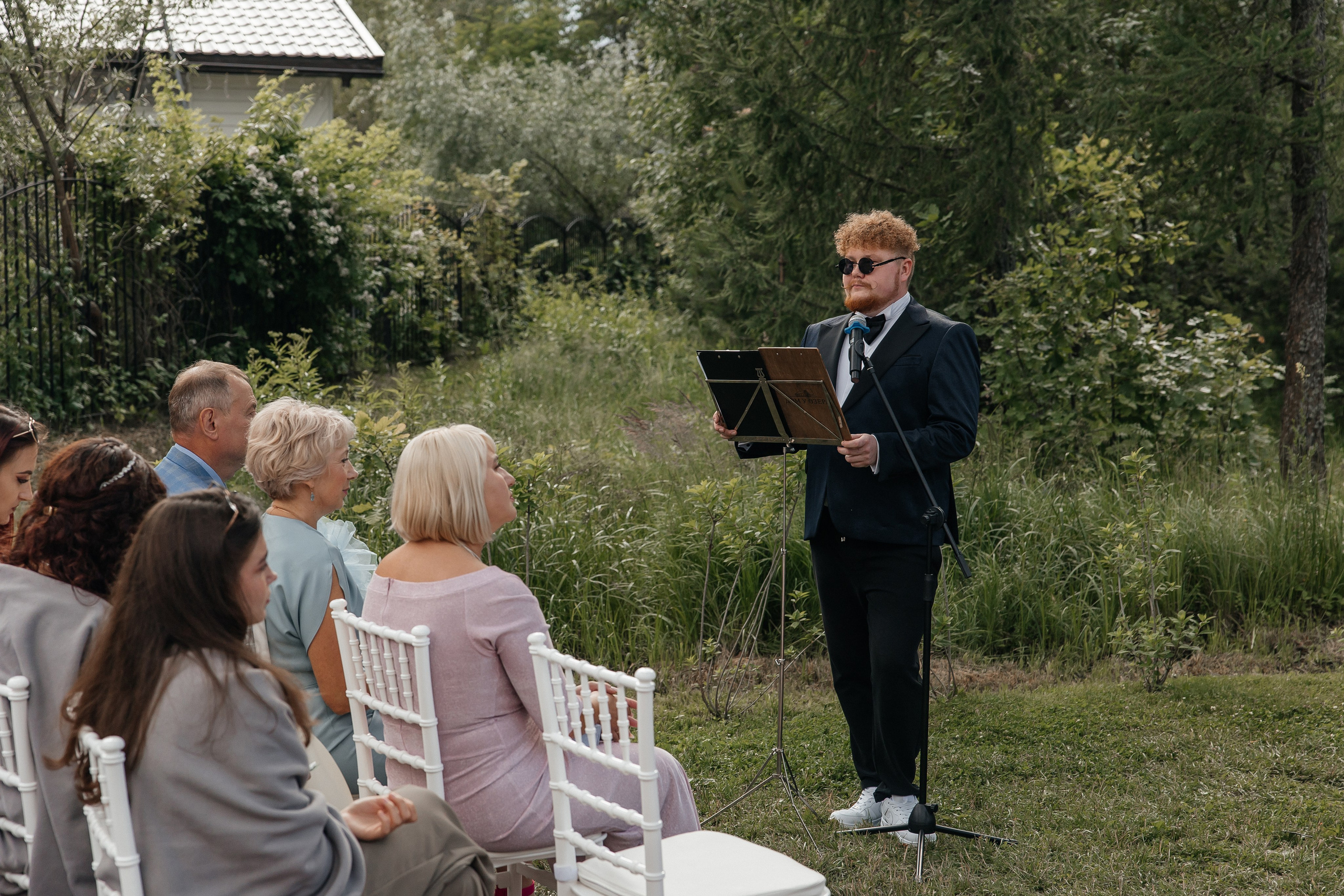 Свадебная фотосессия в ресторане Турандот, свадьба на площадке House for wedding Дом у озера. Свадебный фотограф в Москве Дарья Олендарёва