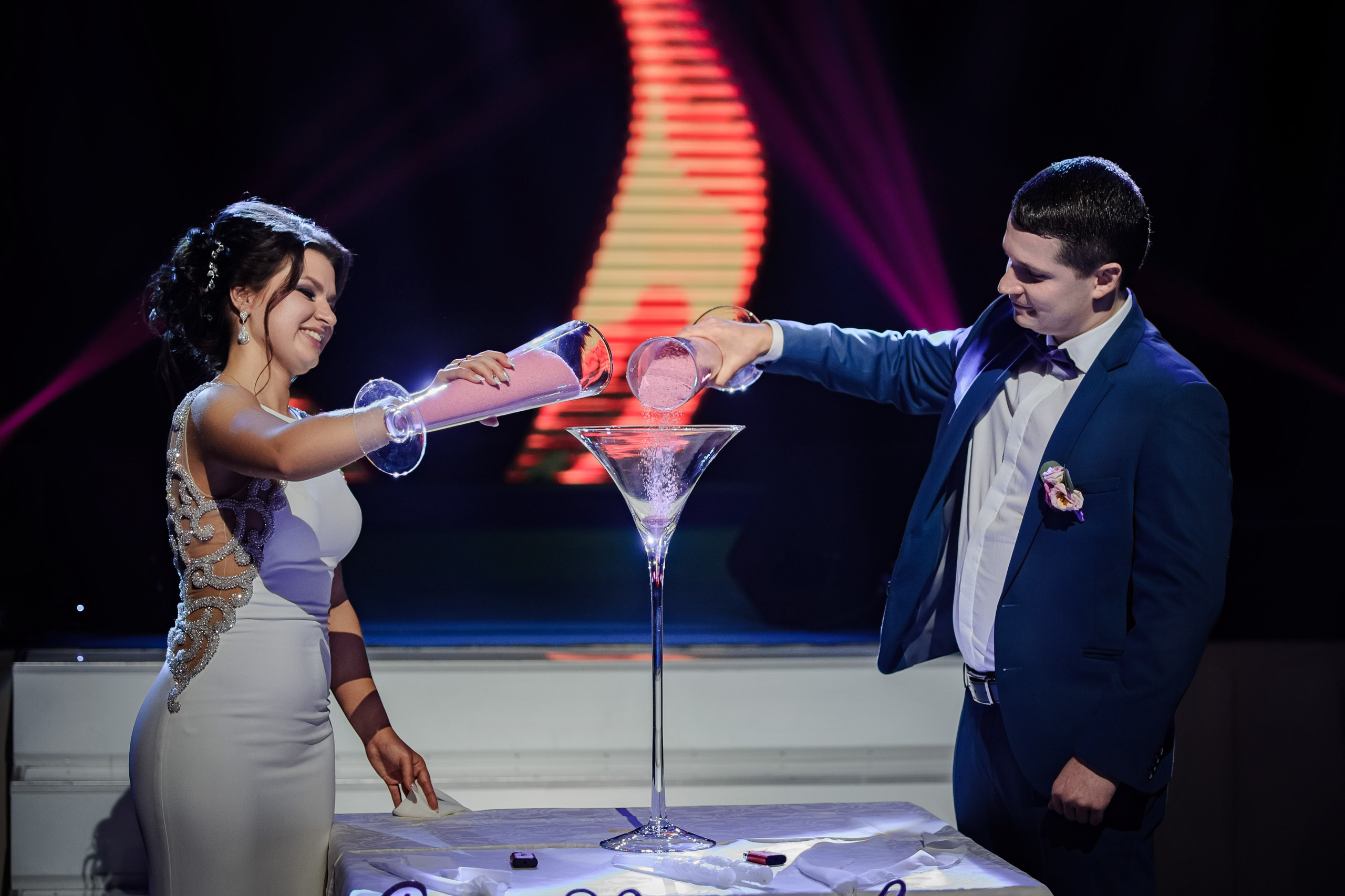 Услуги и цены фотографа в СПб. Стоимость фотосъёмки в Санкт-Петербурге. Фотограф на свадьбу, корпоратив, юбилей, мероприятие, в загс цена. Фотограф Алексей Лукин. Свадьба, мероприятие, корпоратив, юбилей, фотосессия, портрет. Фотосъёмка в Санкт-Петербурге. Ретушь фотографий