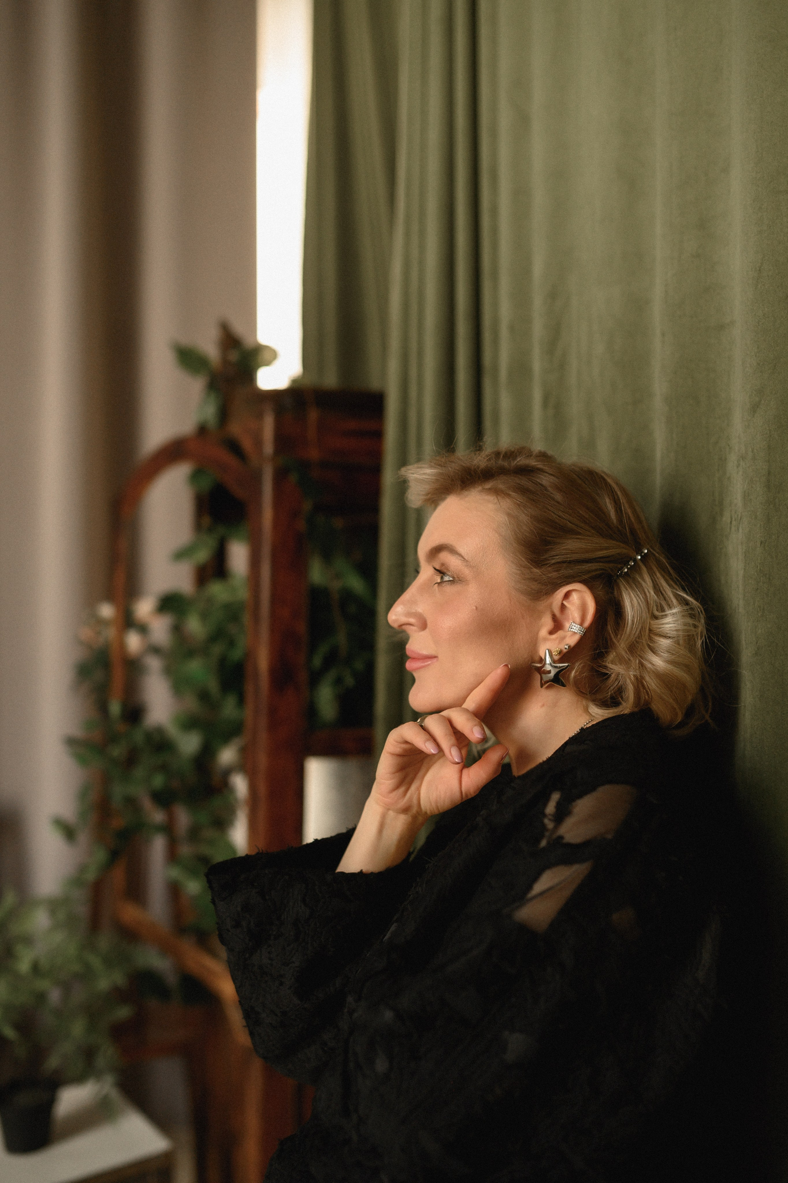 Андрей, Оля и Таисия в студии Пространство. Семейный и свадебный lifestyle-фотограф в Москве Мария Петрова