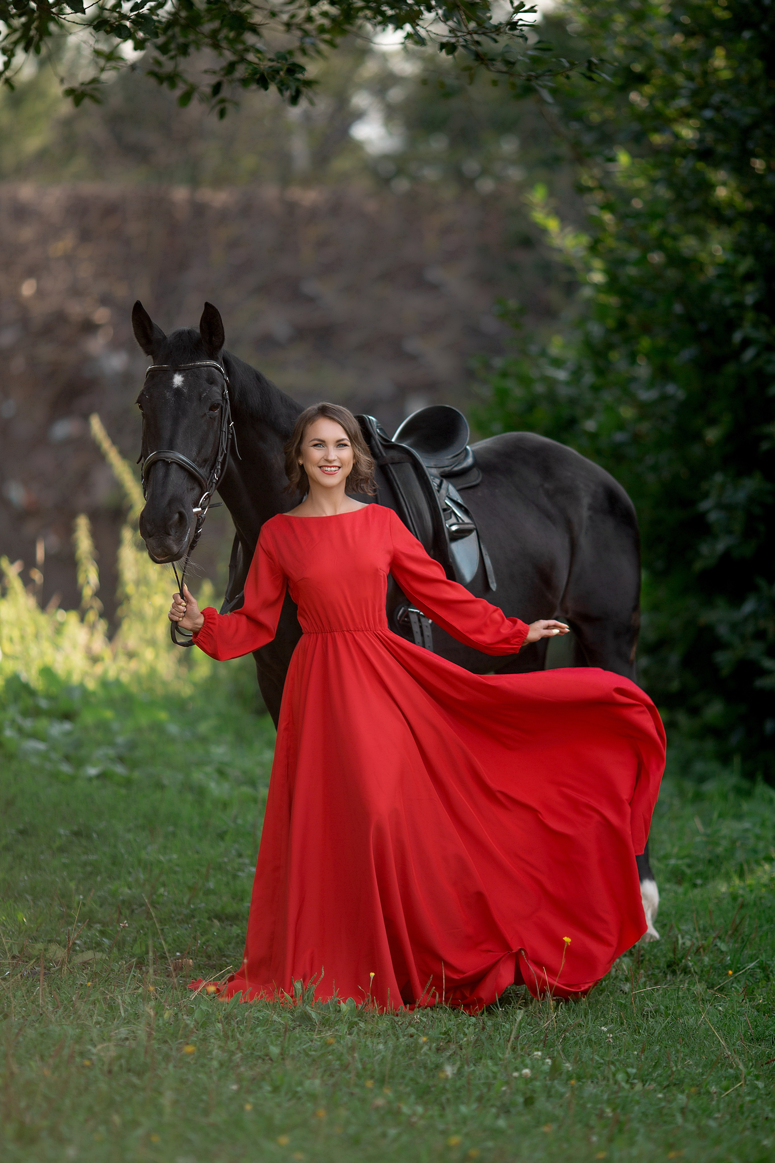 Анна и Жасмин. Фотосессия с лошадьми в Нижнем Новгороде