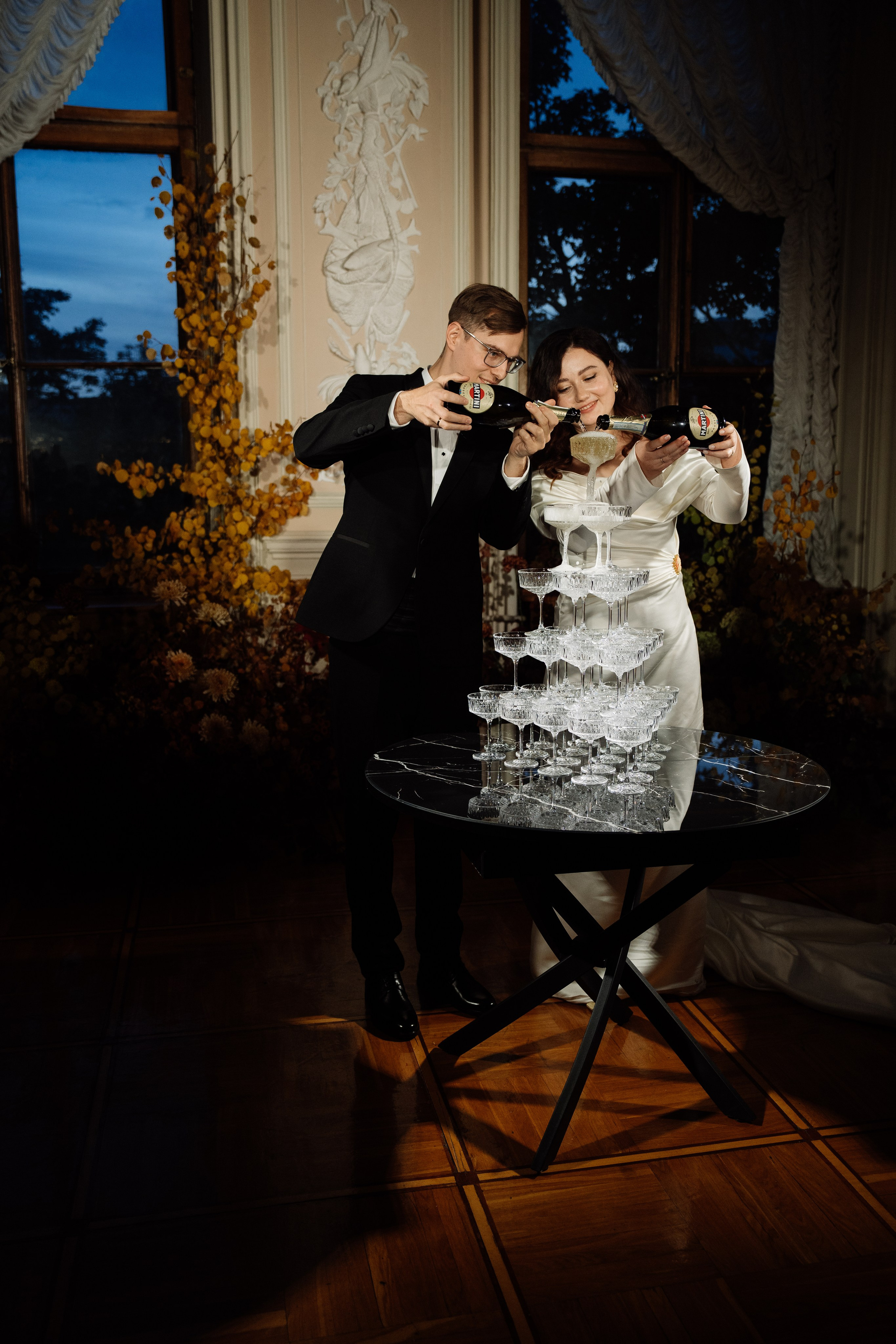 Современная свадьба во дворце. Свадебный фотограф организатор в Санкт-Петербурге Ассоль Опарина