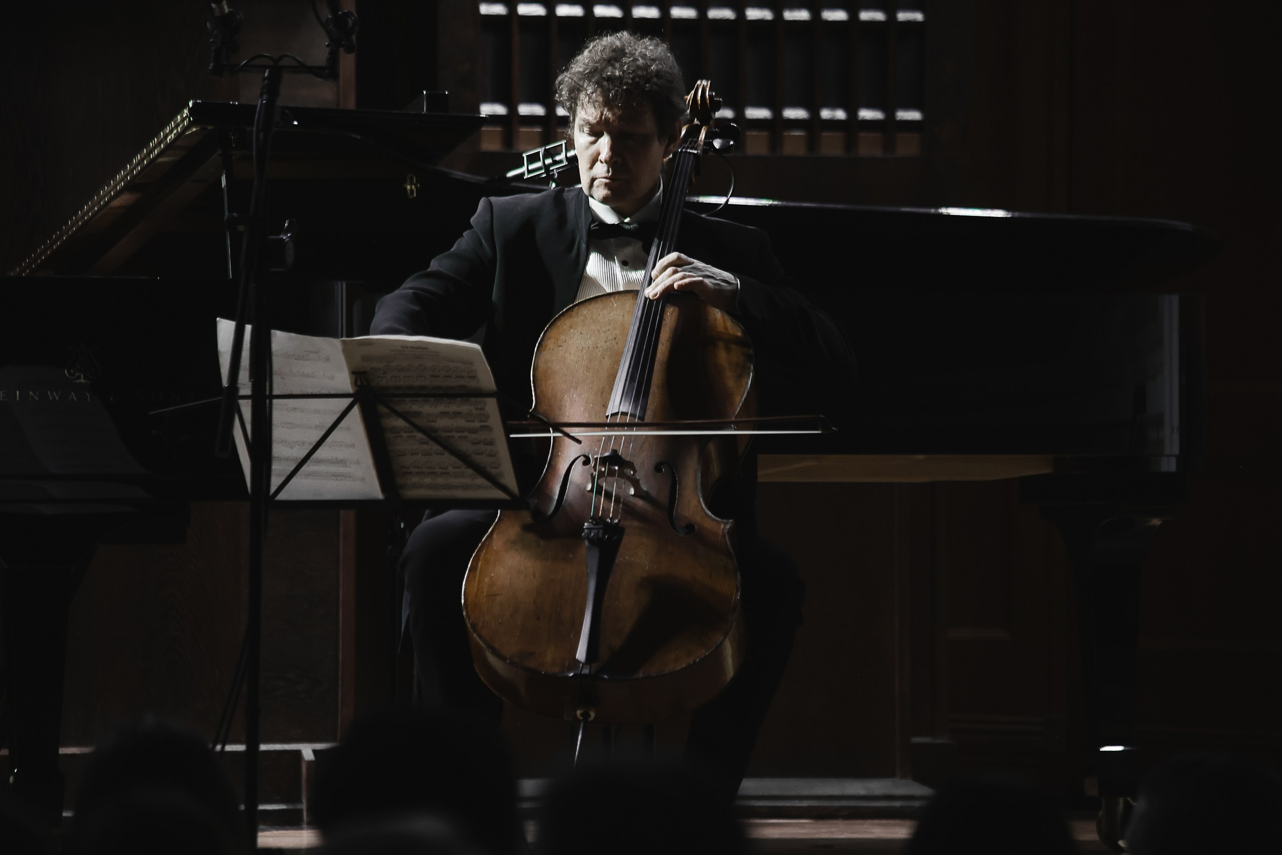 Кирилл Родин (виолончелист). Репортажный, архитектурный, театральный и файн-арт фотограф Лена Мельникова в Москве