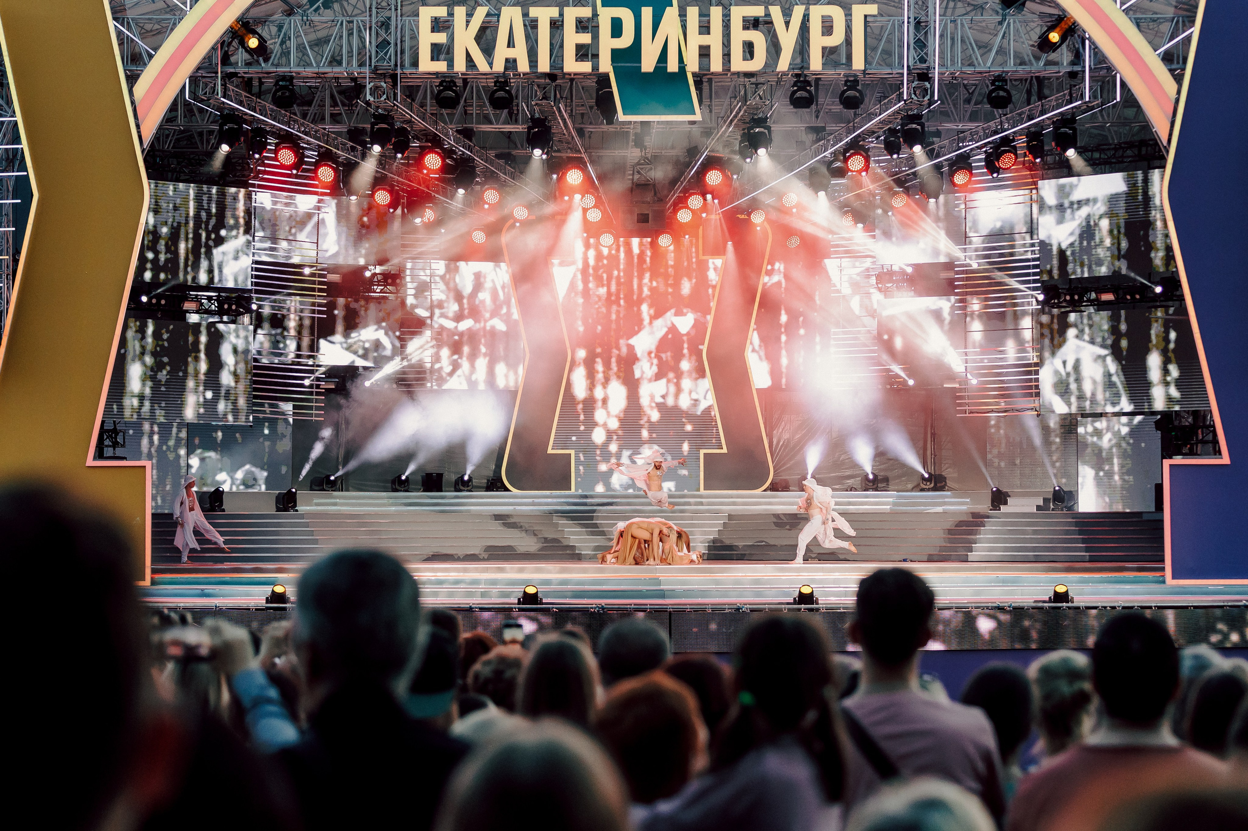 Массовые мероприятия на открытом воздухе. Лёшка Варзегов — фотограф