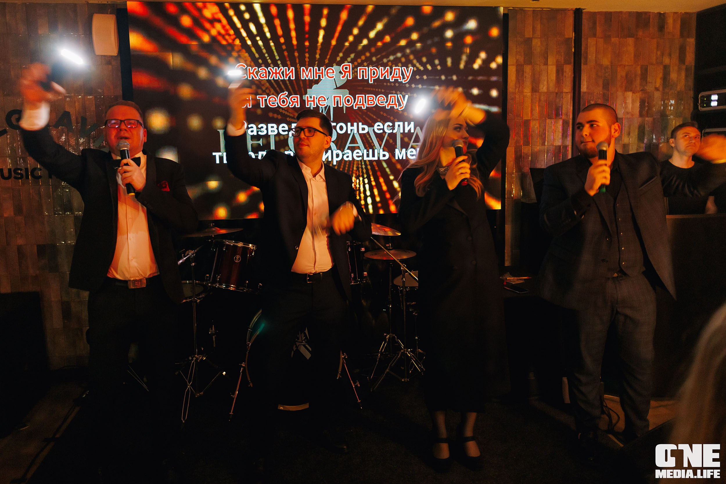 Фоторепортаж из караоке-клуба Белгравия. One Media Life: фоторепортажи, фотоотчеты с мероприятий и заведений