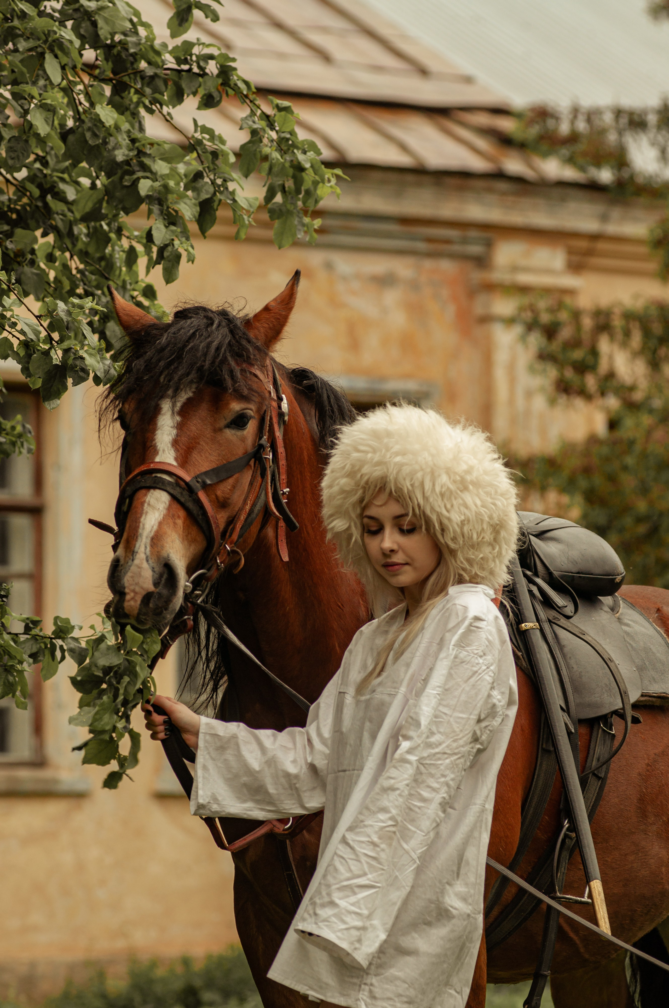 Прогулка с конём. Алиса Никитцова | Фотограф в Казани