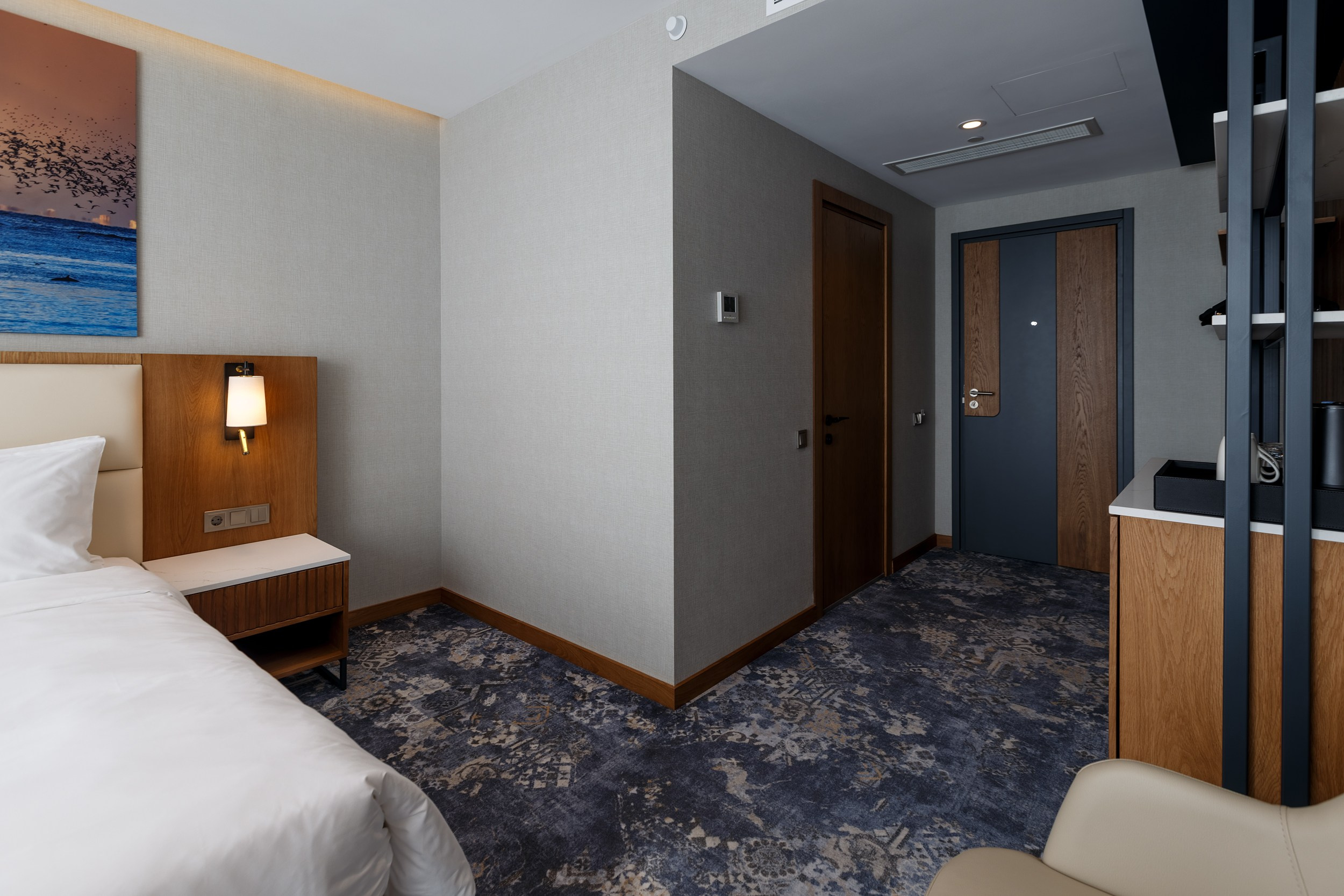 HOTEL PIAZZA EPIGRAPH (BATUMI). Режиссёр, клипмейкер, фотограф — Андрей Охота