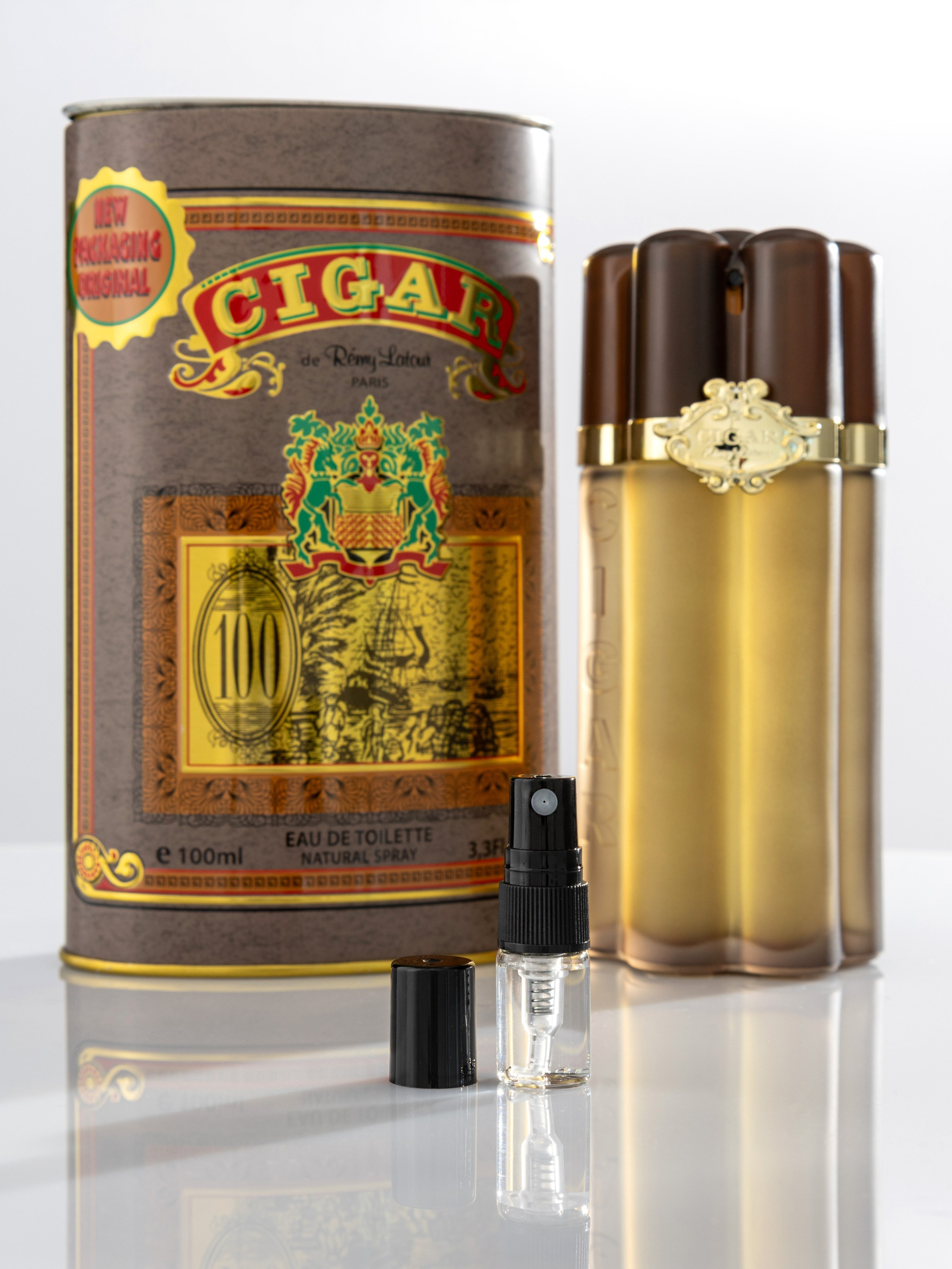 Пробник с черным распылителем на белом | Фото для карточки товара