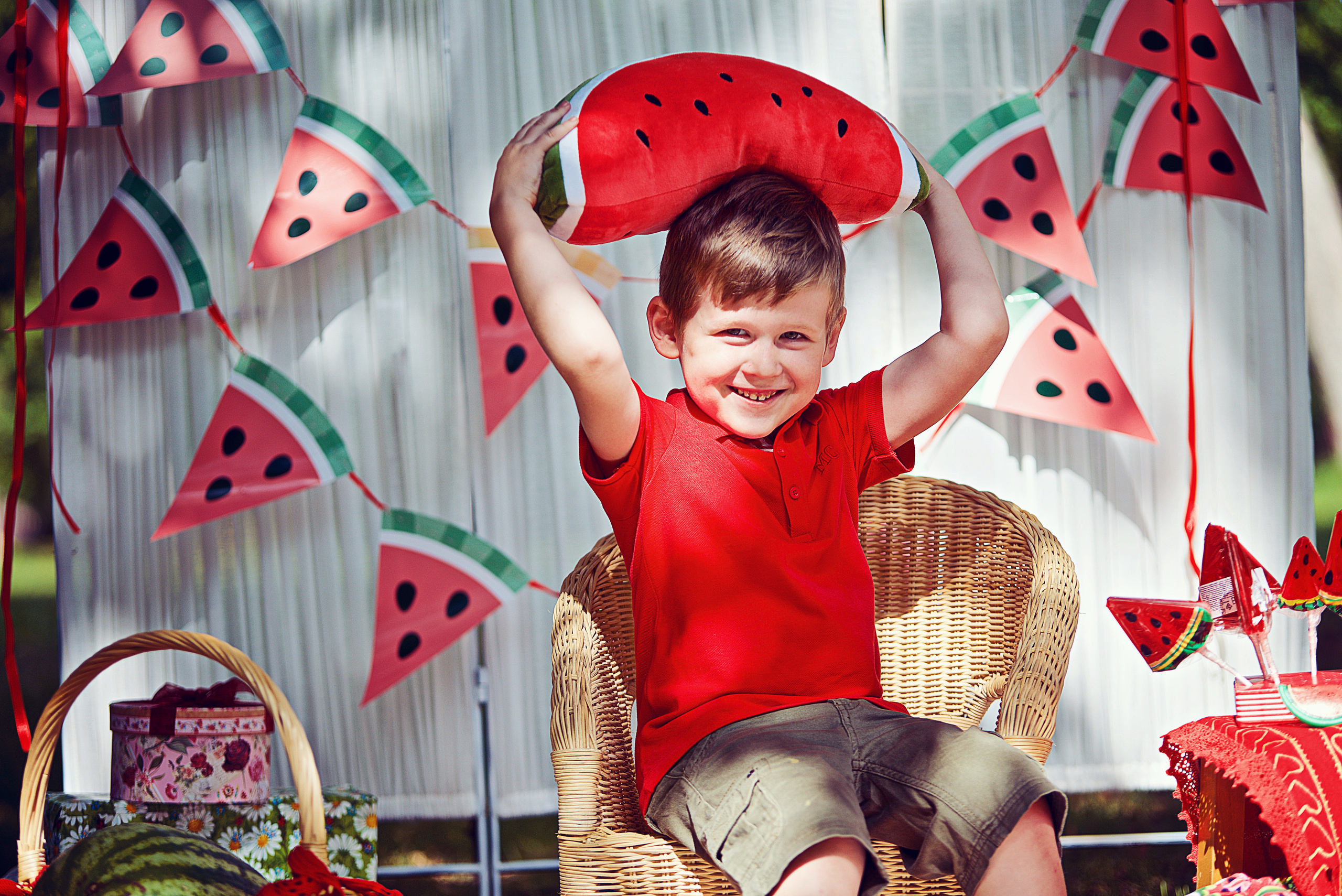 Арбузный проект,Арбузная фотосессия,семейная фотосессия, фотосессия в парке, семейный фотограф в самаре, фотограф в самаре, семейная фотосъемка, детский фотограф марина алексеева, детский фотограф в самаре, фотостудия аквамарин, фотостудия в самаре, яркая фотосессия