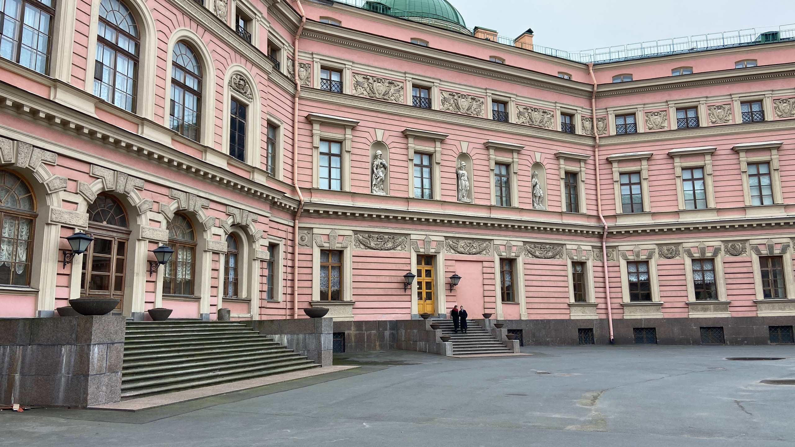 Городские локации в Питере