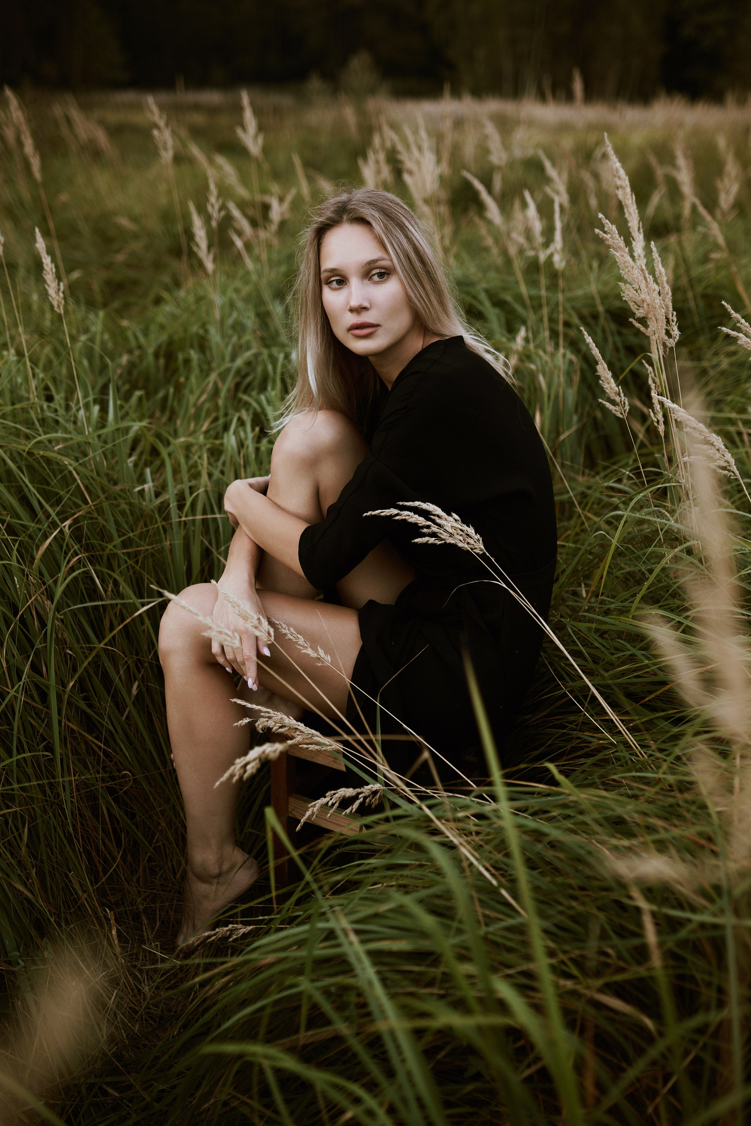 В траве. Фотограф Москва Галина Рыжкова