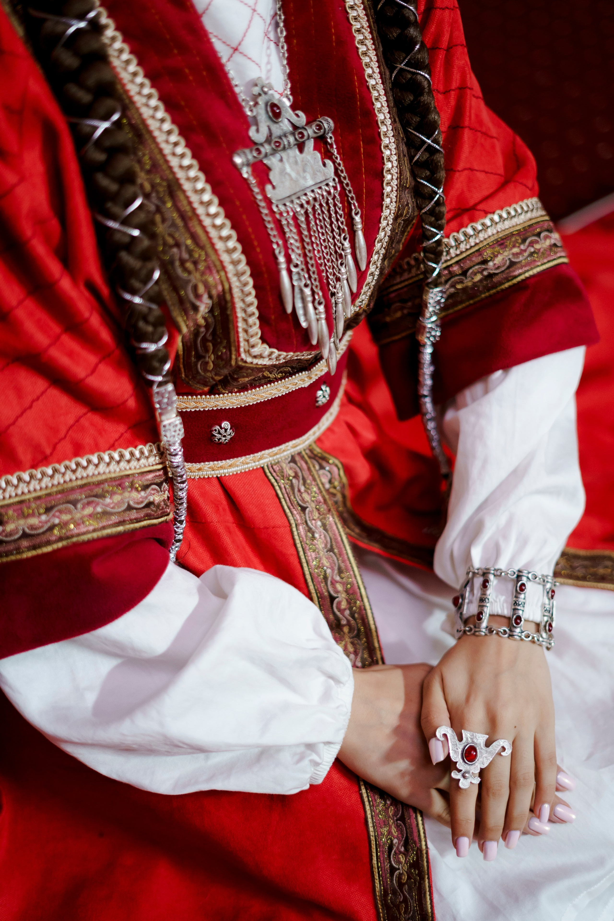 KULASH. ZHASULAN SABYTULY